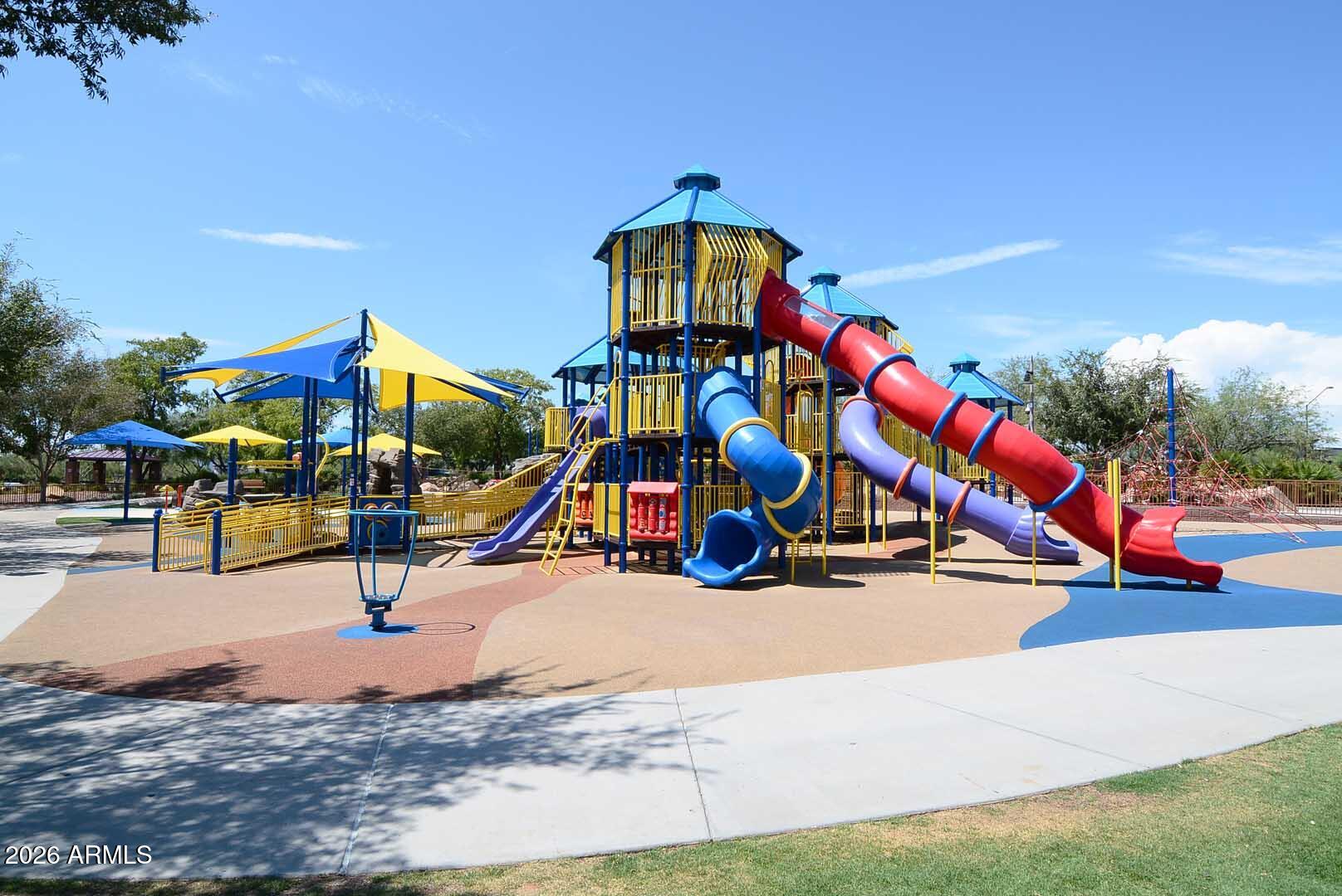ANTHEM COUNTRY CLUB - Residential