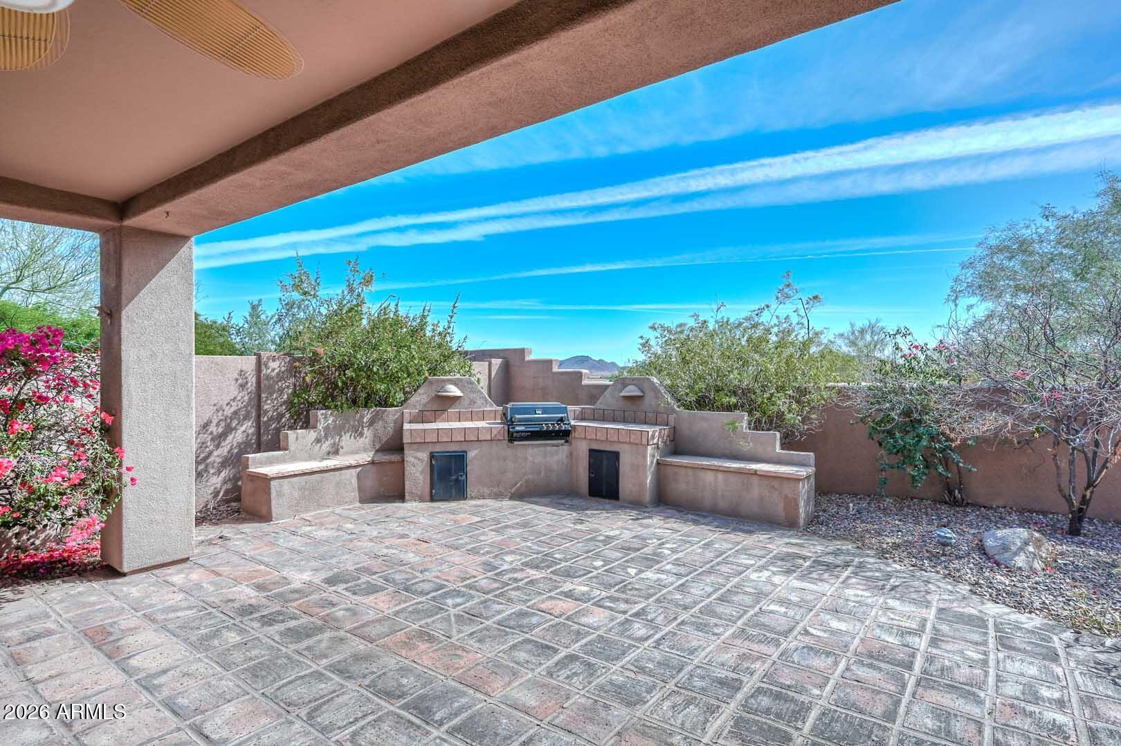 ANTHEM COUNTRY CLUB - Residential