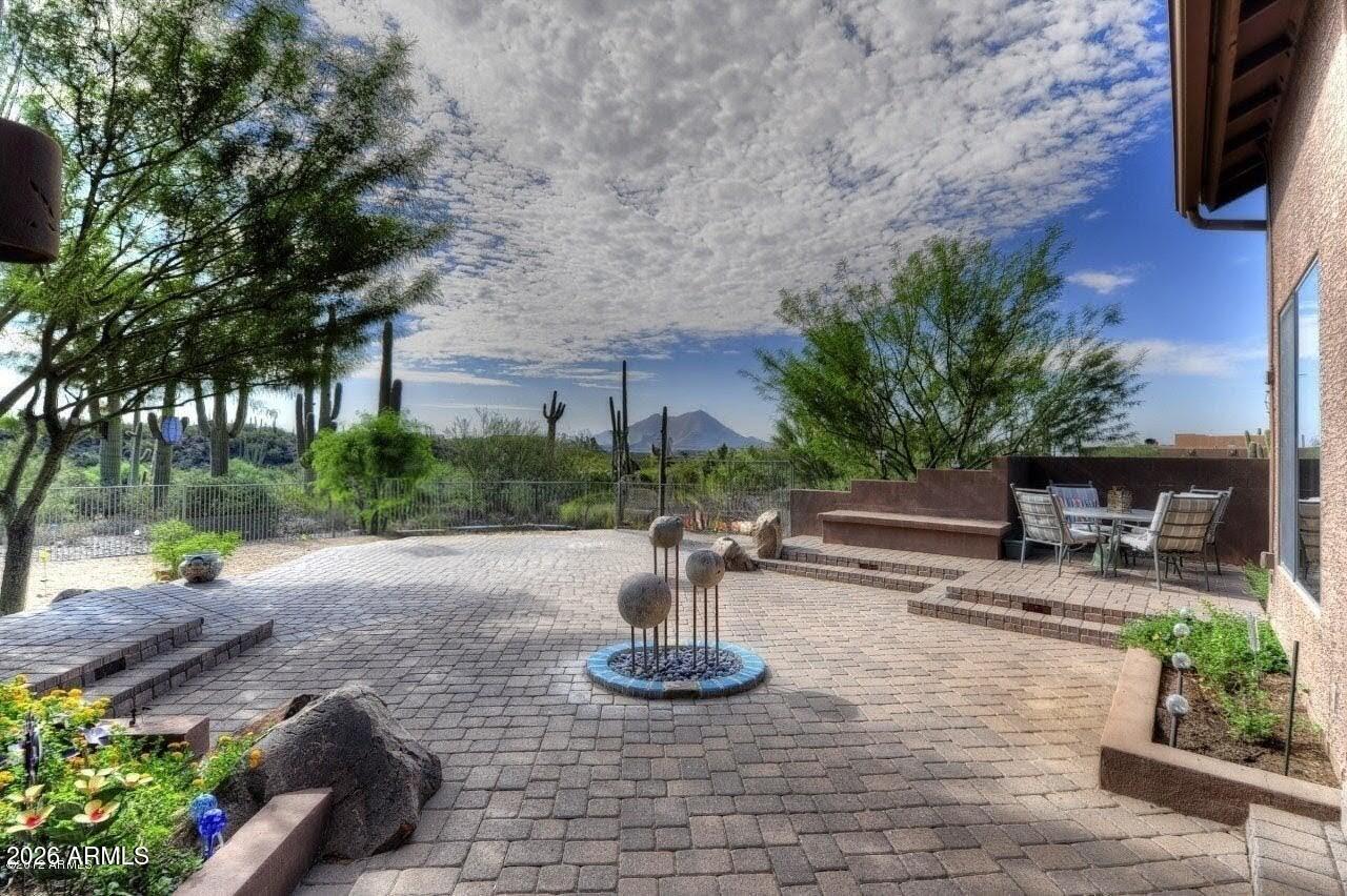 RED DOG RANCH - Residential