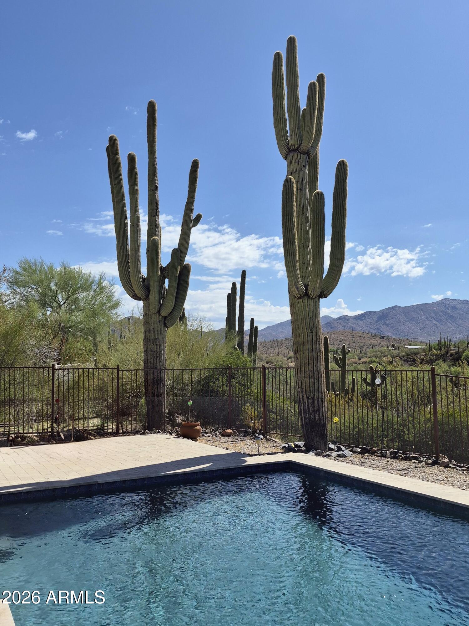 RED DOG RANCH - Residential
