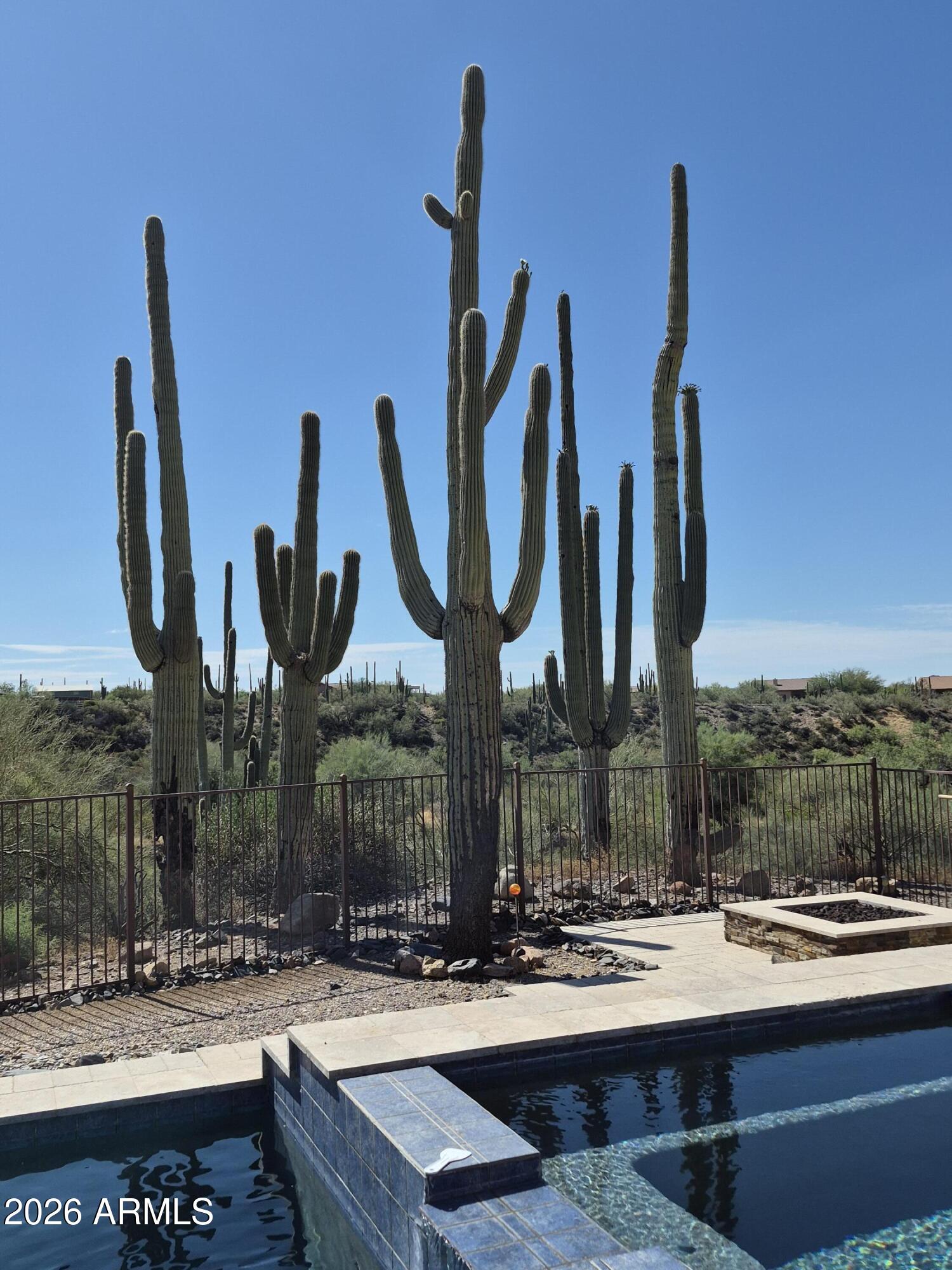 RED DOG RANCH - Residential