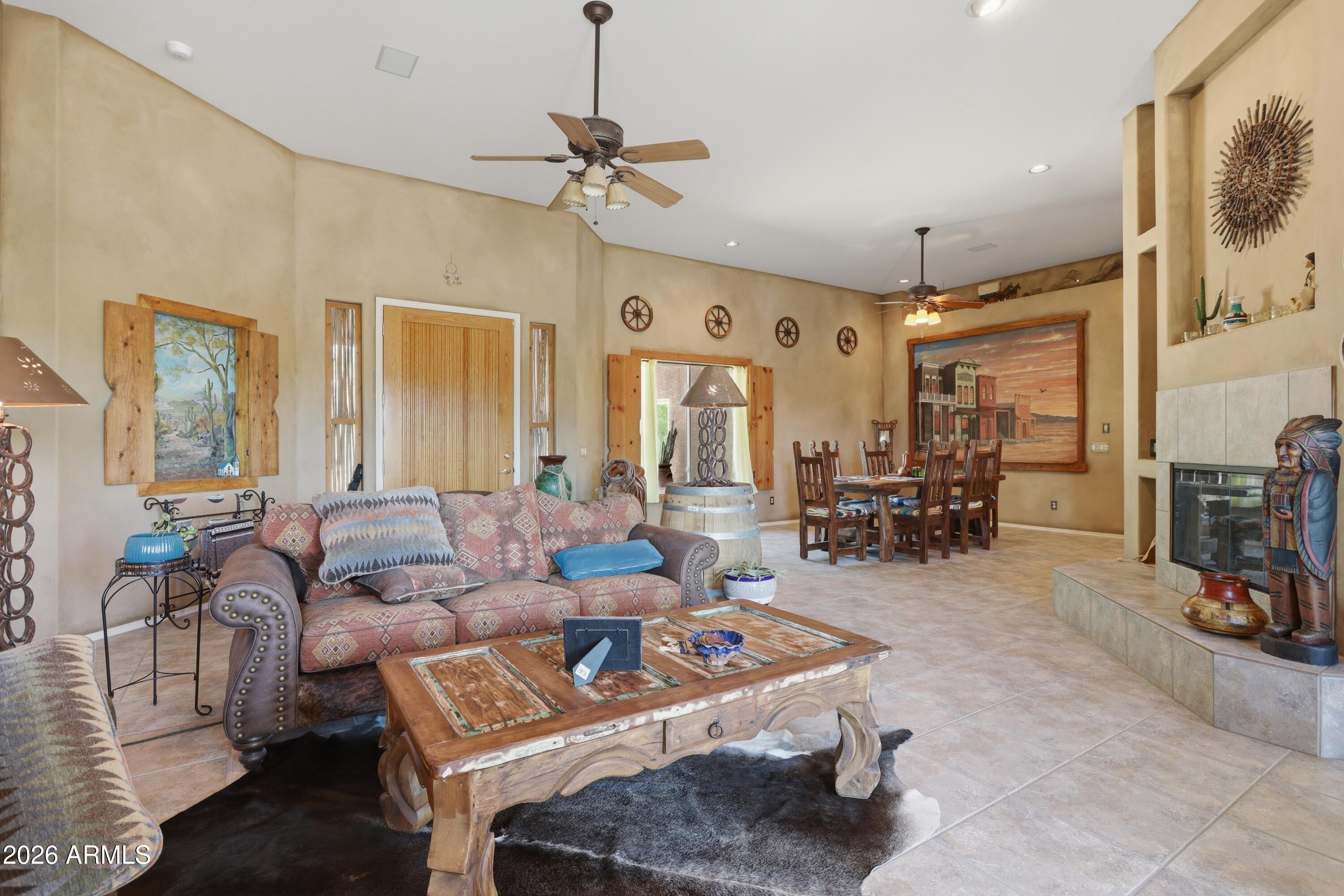 RED DOG RANCH - Residential