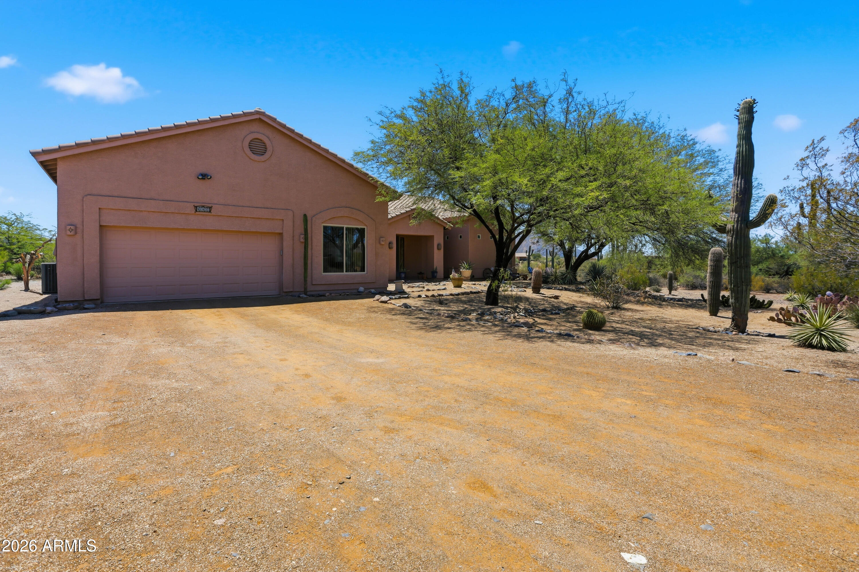 RED DOG RANCH - Residential