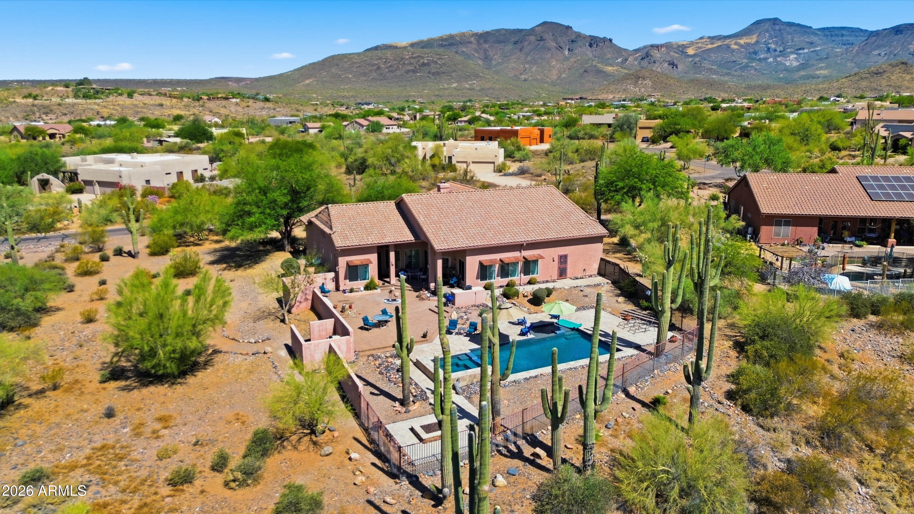 RED DOG RANCH - Residential