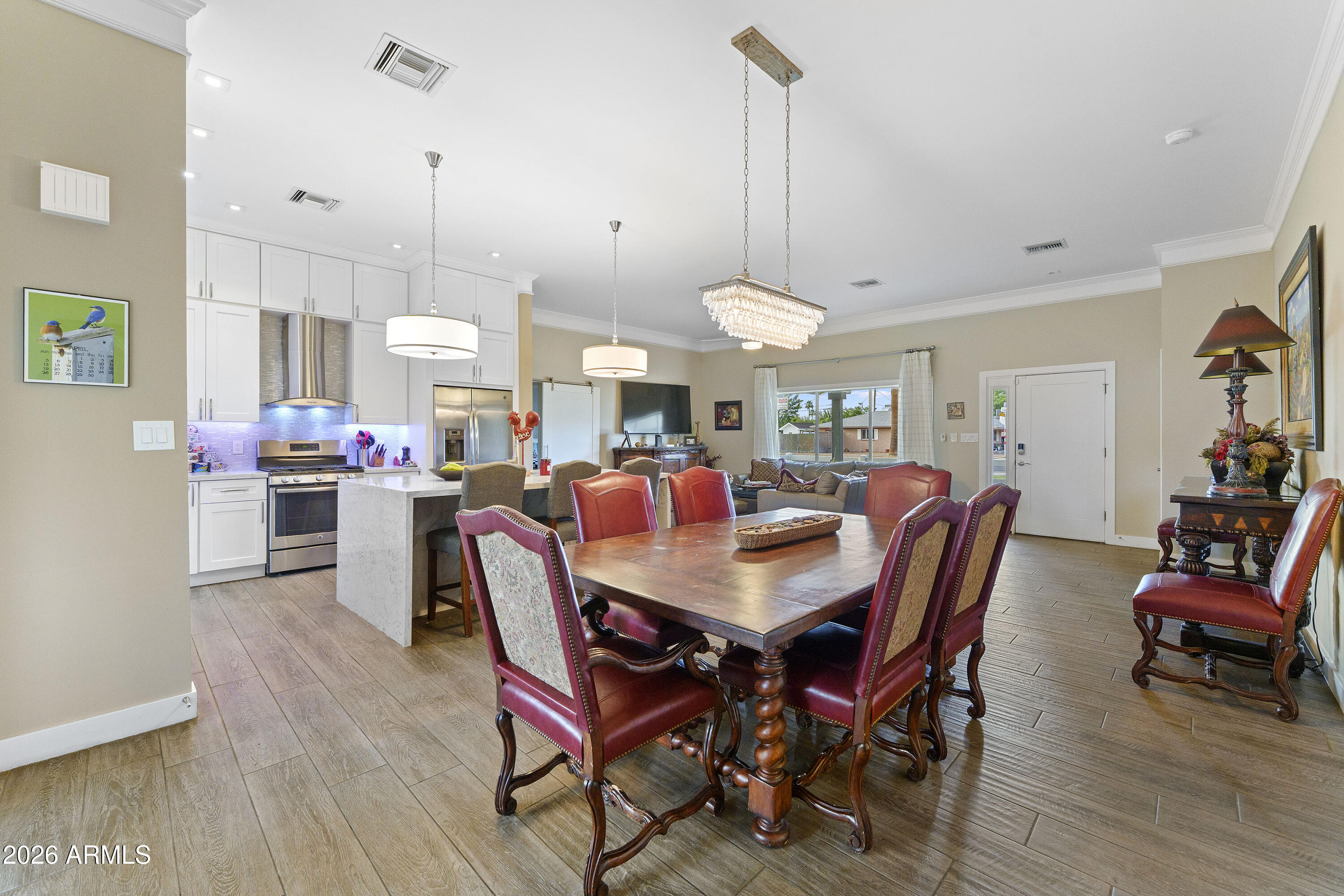 VALENCIA GARDENS - Residential