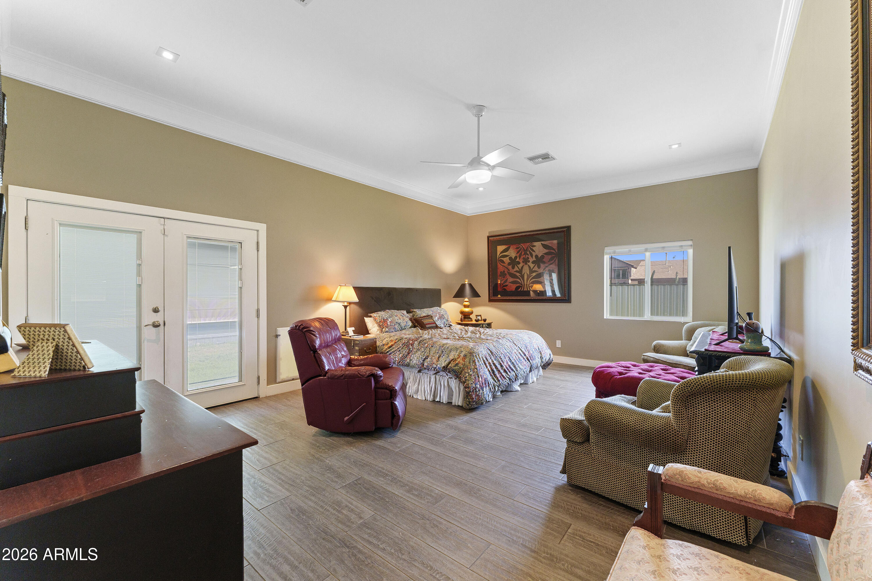 VALENCIA GARDENS - Residential