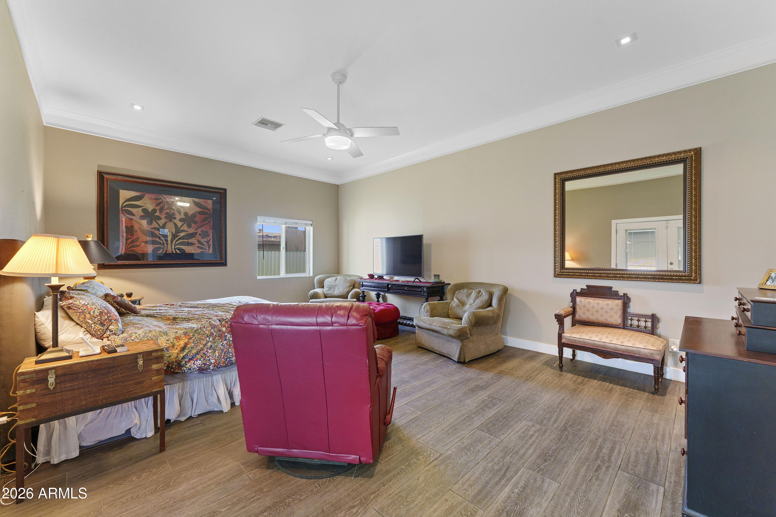 VALENCIA GARDENS - Residential