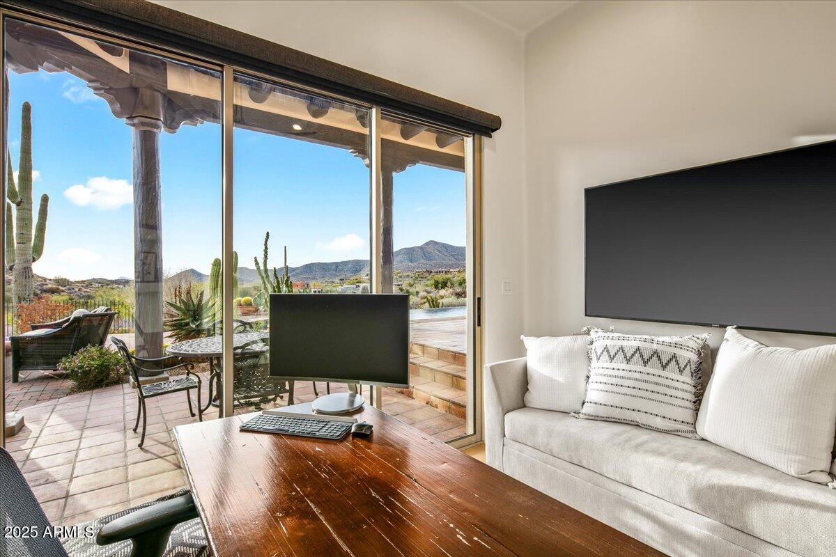 DESERT MOUNTAIN - Residential