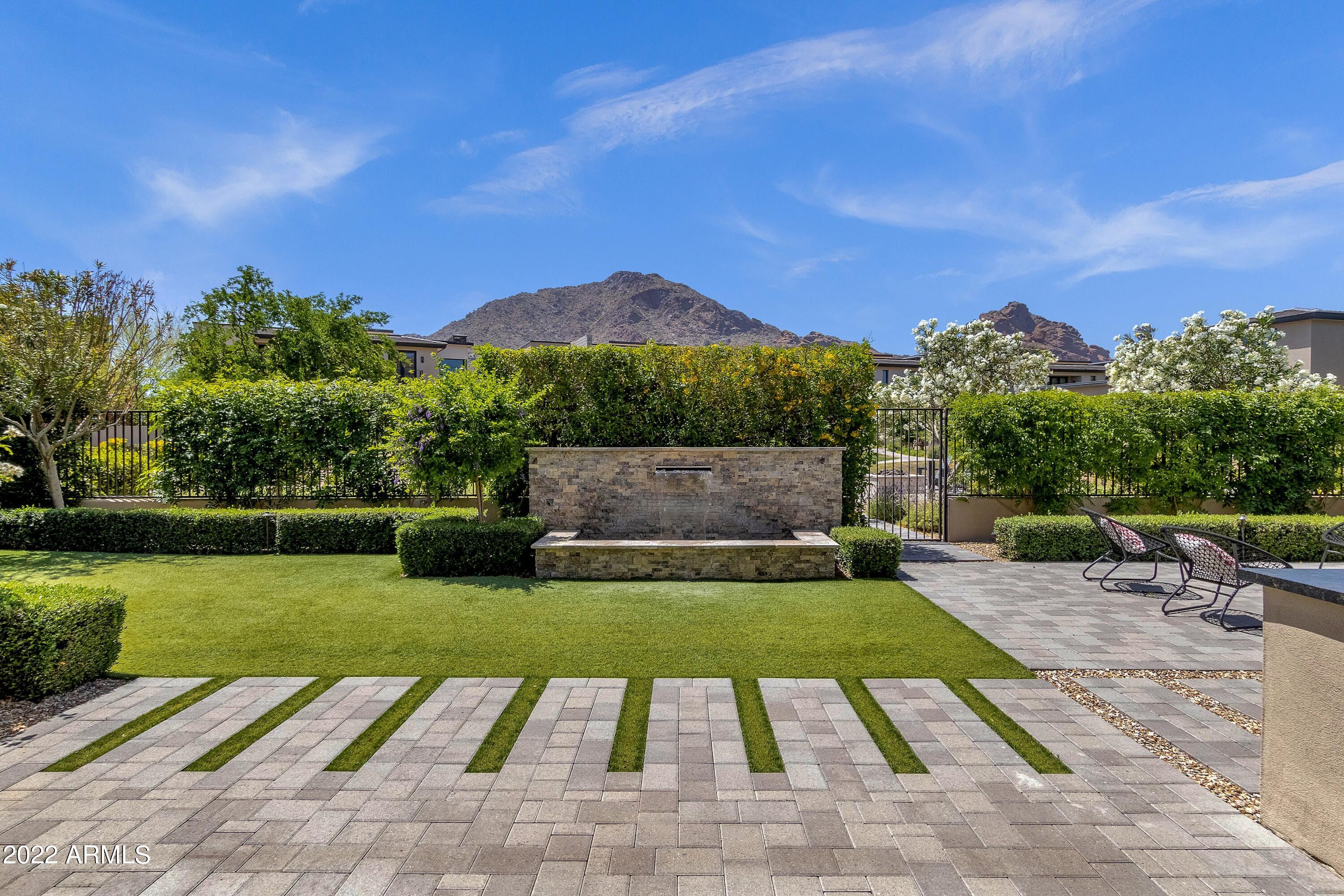 THE VILLAGE AT MOUNTAIN SHADOWS - Residential