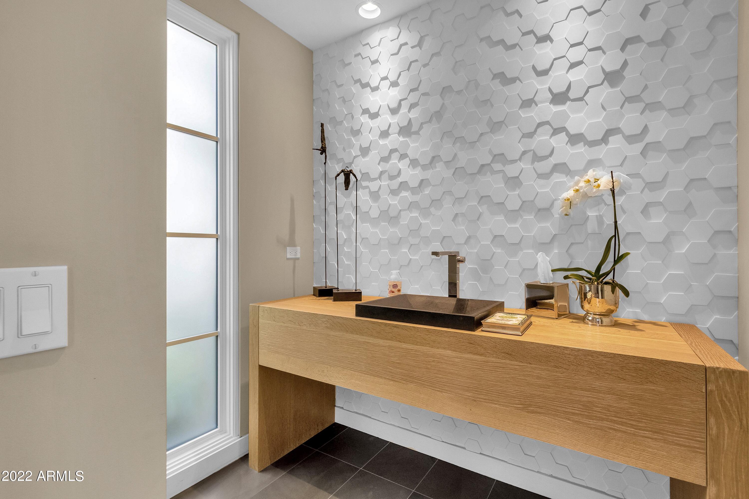 THE VILLAGE AT MOUNTAIN SHADOWS - Residential