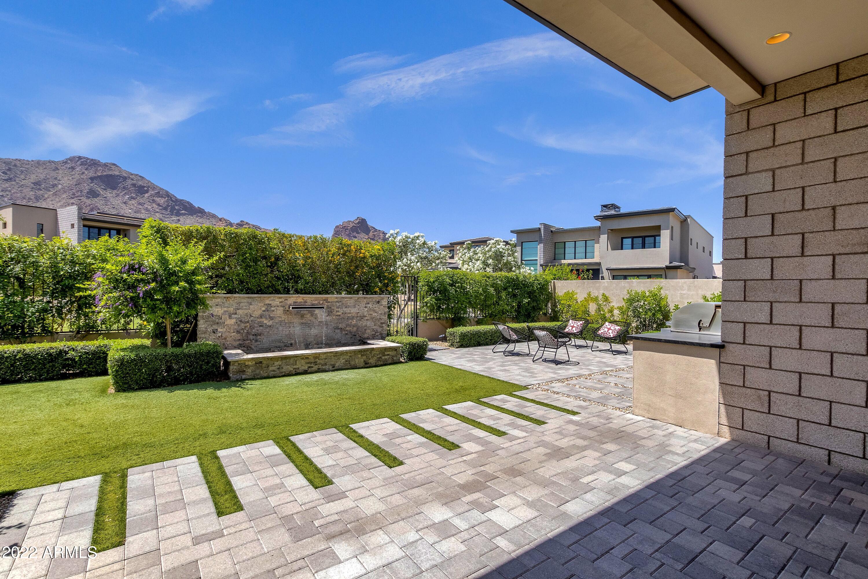 THE VILLAGE AT MOUNTAIN SHADOWS - Residential