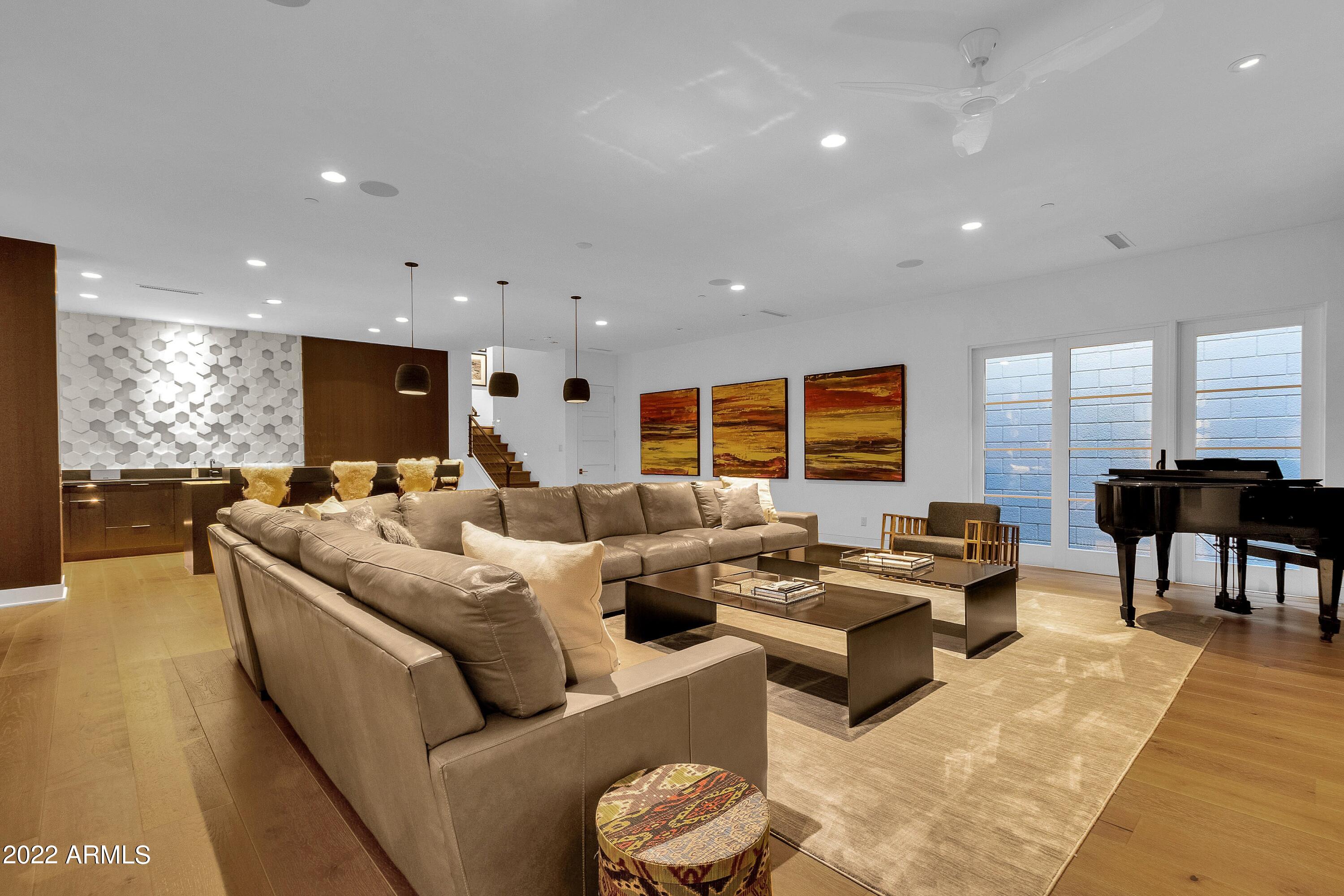 THE VILLAGE AT MOUNTAIN SHADOWS - Residential