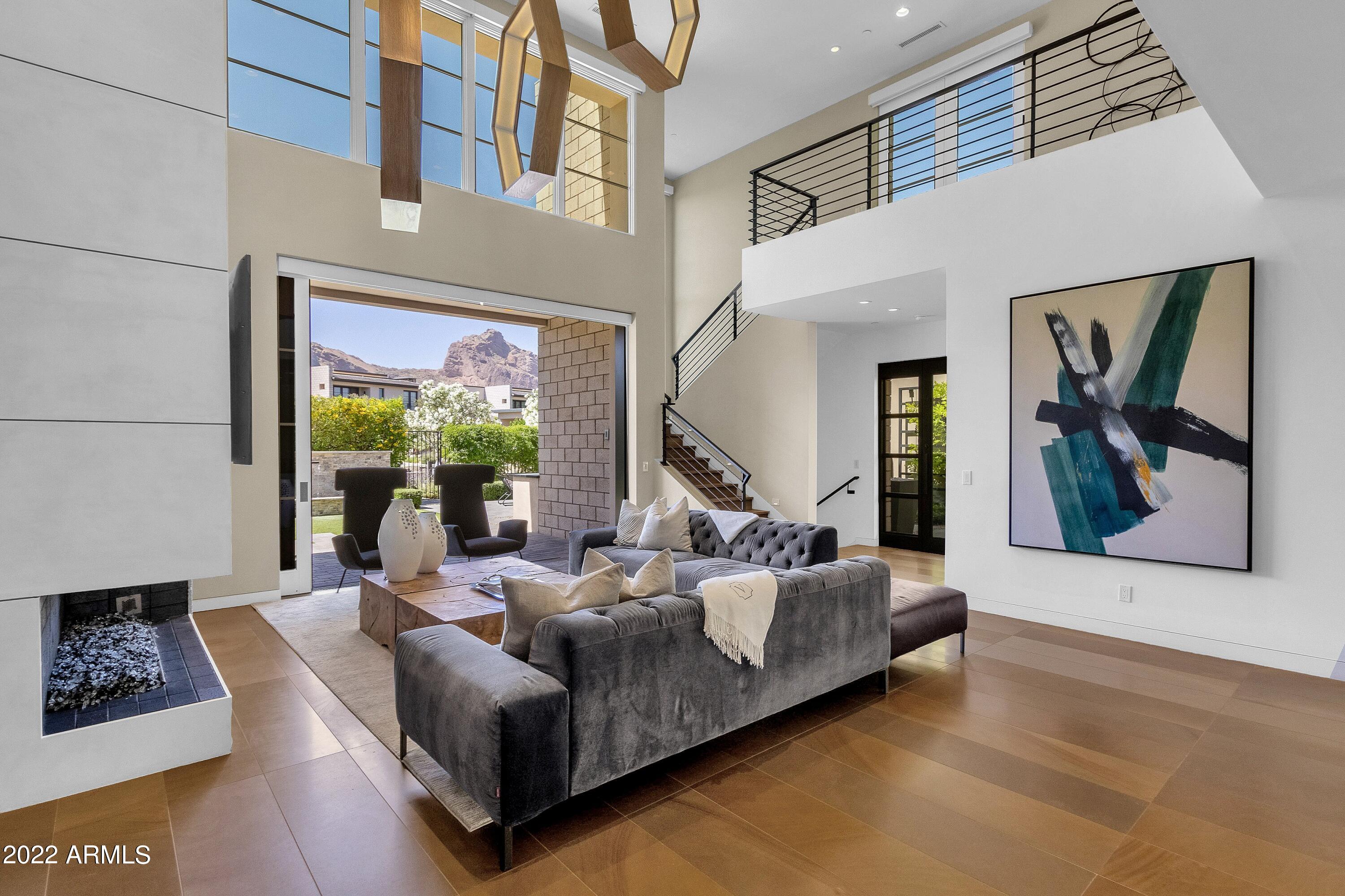 THE VILLAGE AT MOUNTAIN SHADOWS - Residential