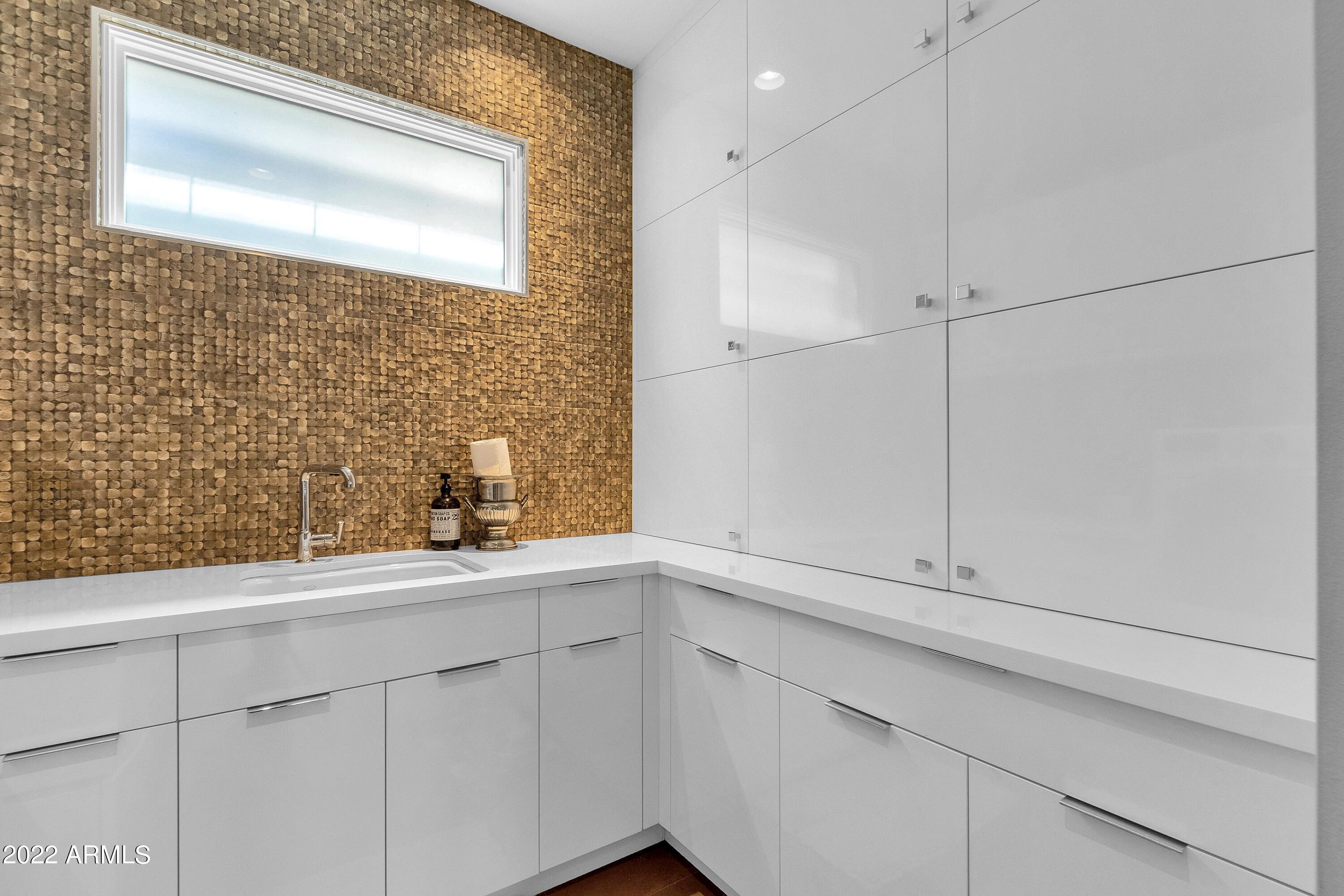 THE VILLAGE AT MOUNTAIN SHADOWS - Residential