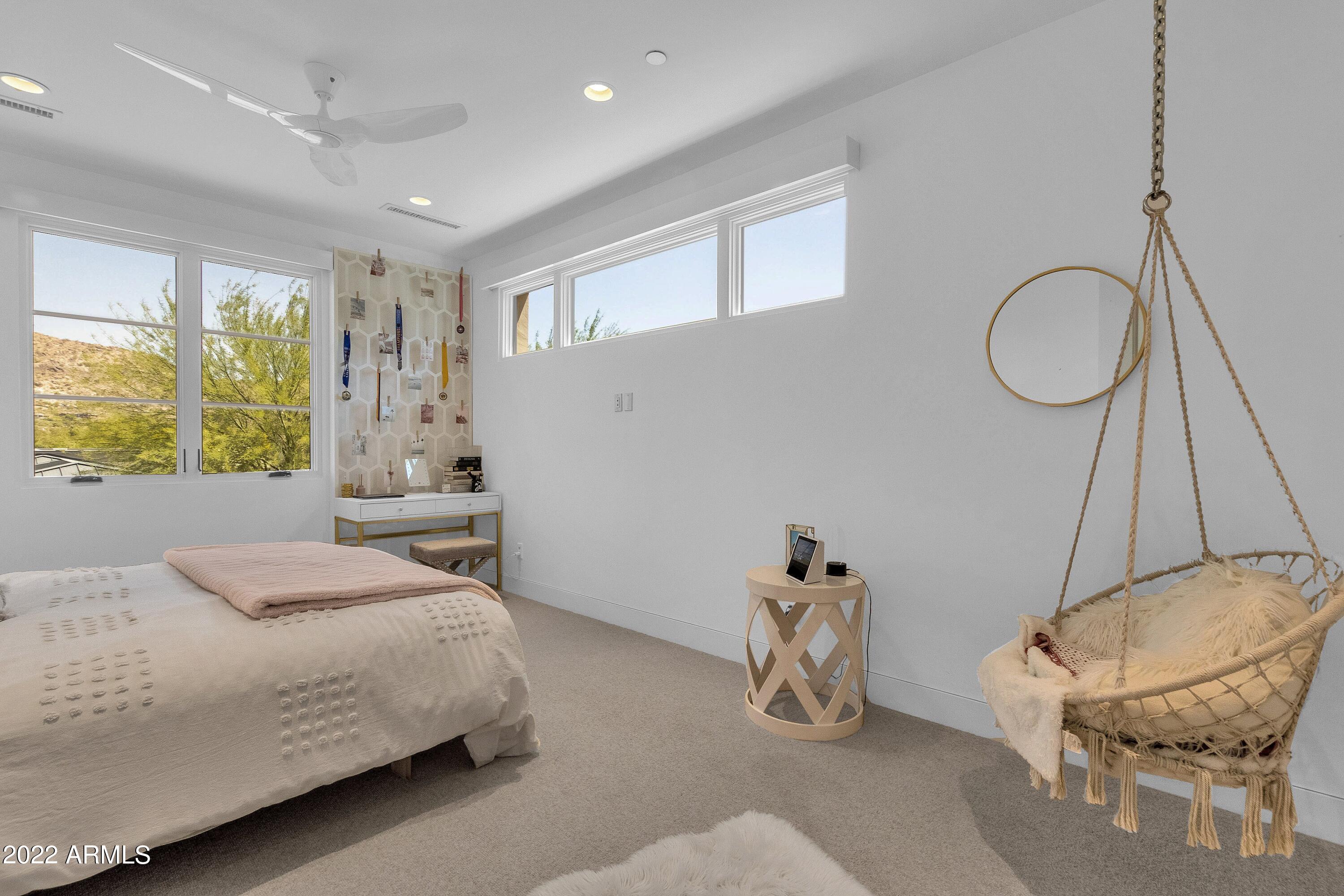 THE VILLAGE AT MOUNTAIN SHADOWS - Residential