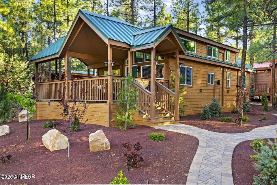 MOUNTAIN LODGES UNIT 3 - Residential