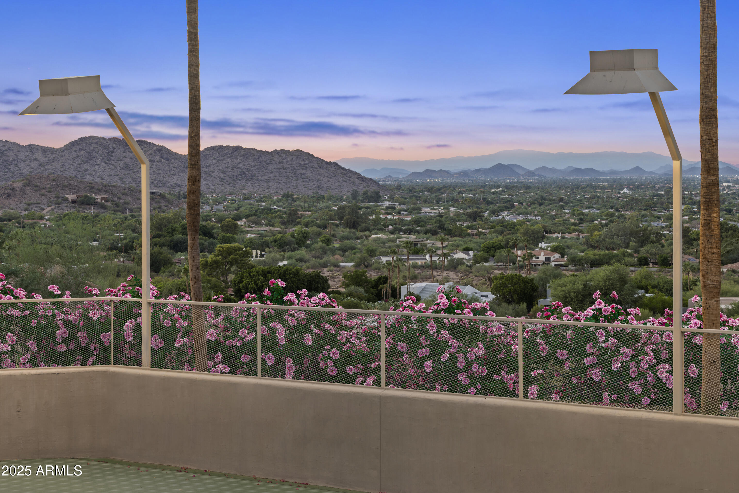 LAS BRISAS - Residential