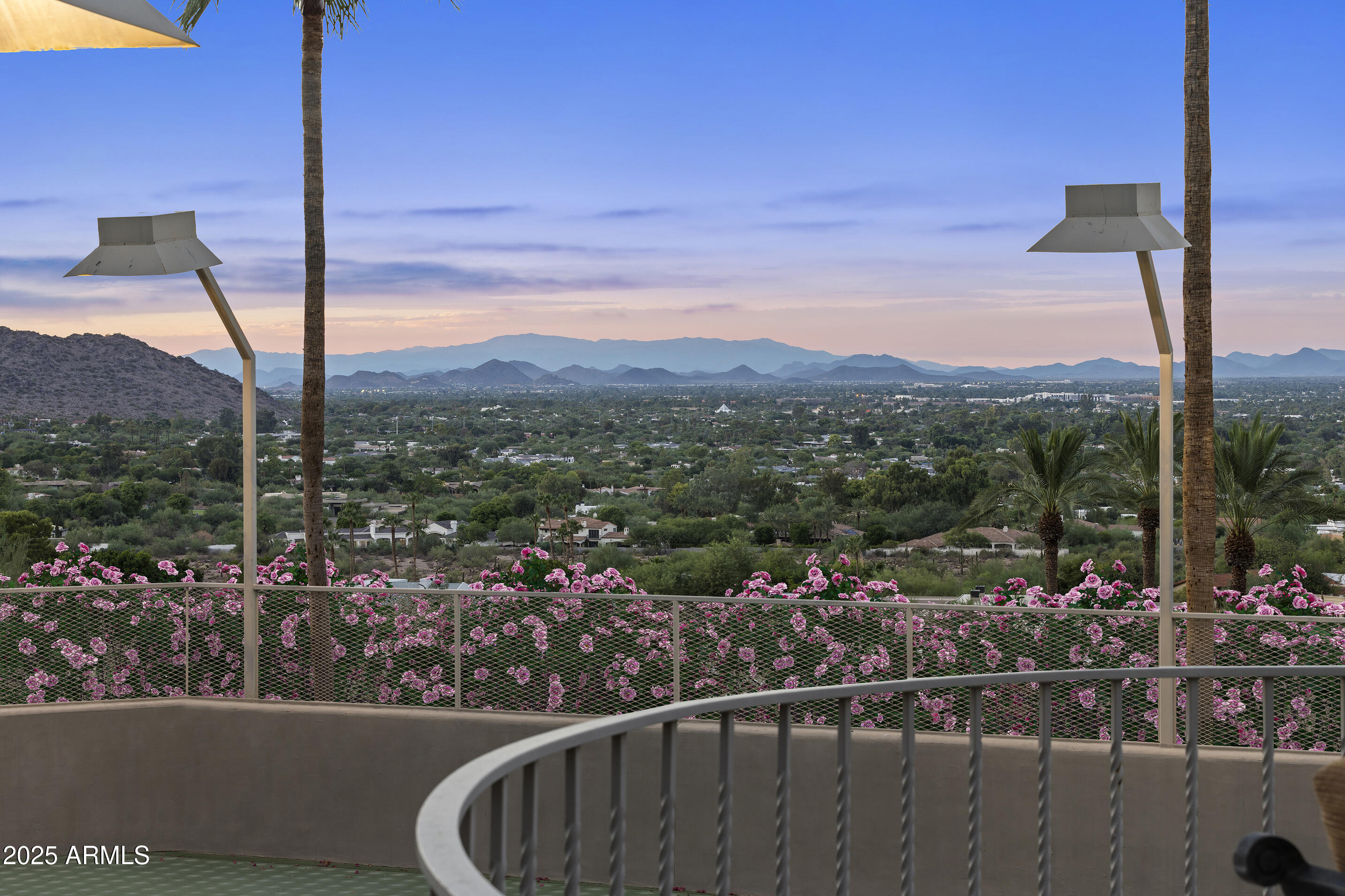 LAS BRISAS - Residential