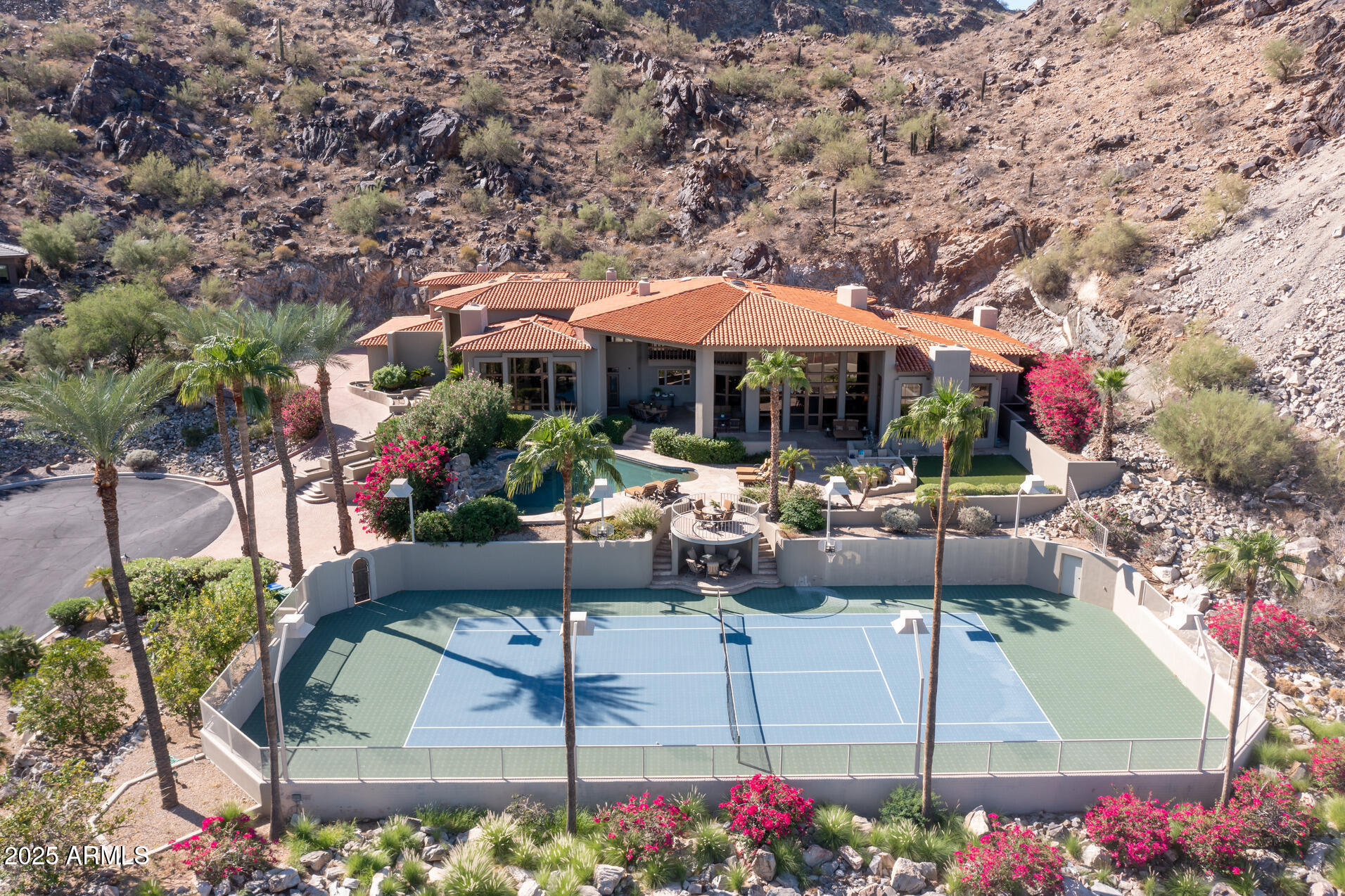 LAS BRISAS - Residential