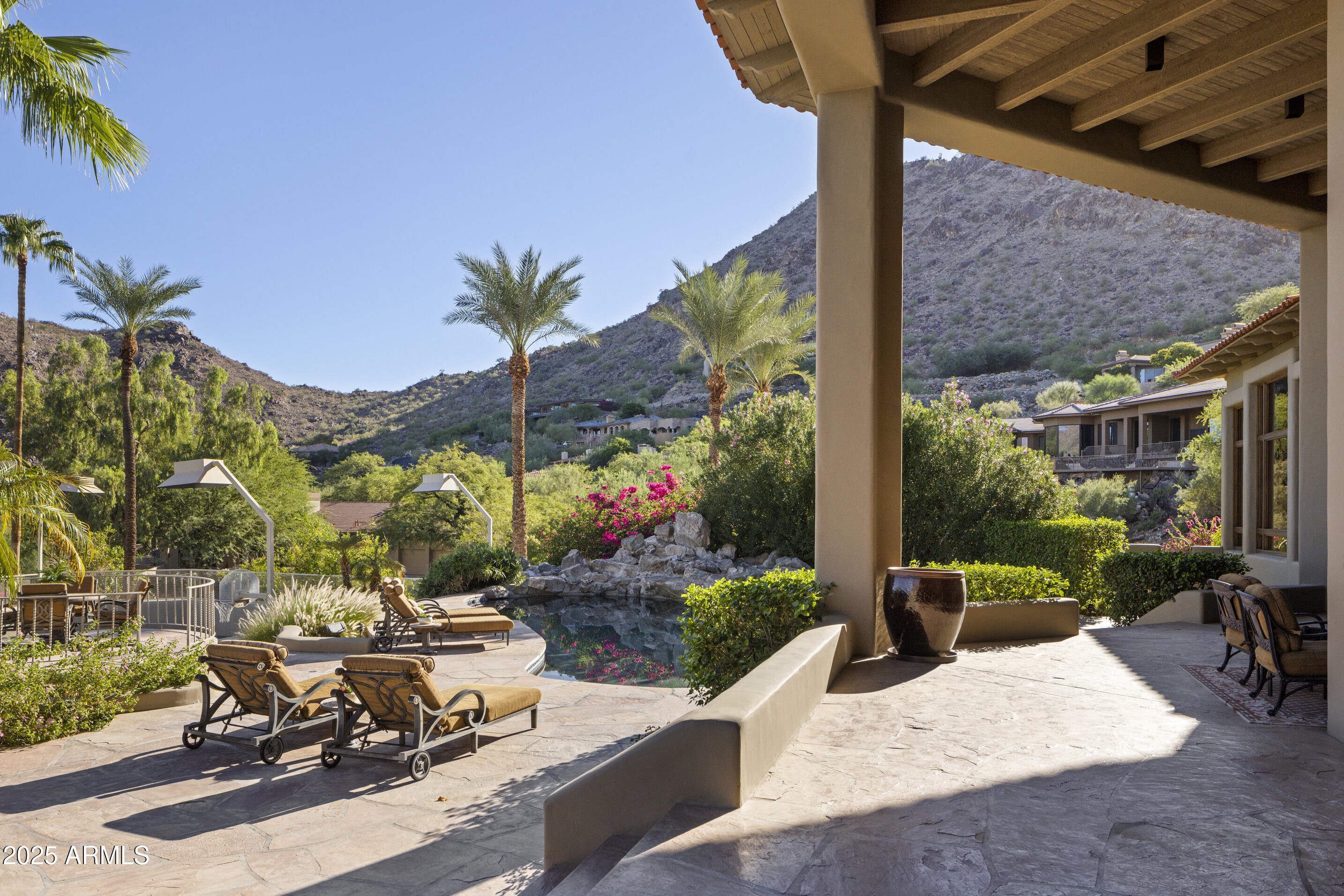 LAS BRISAS - Residential