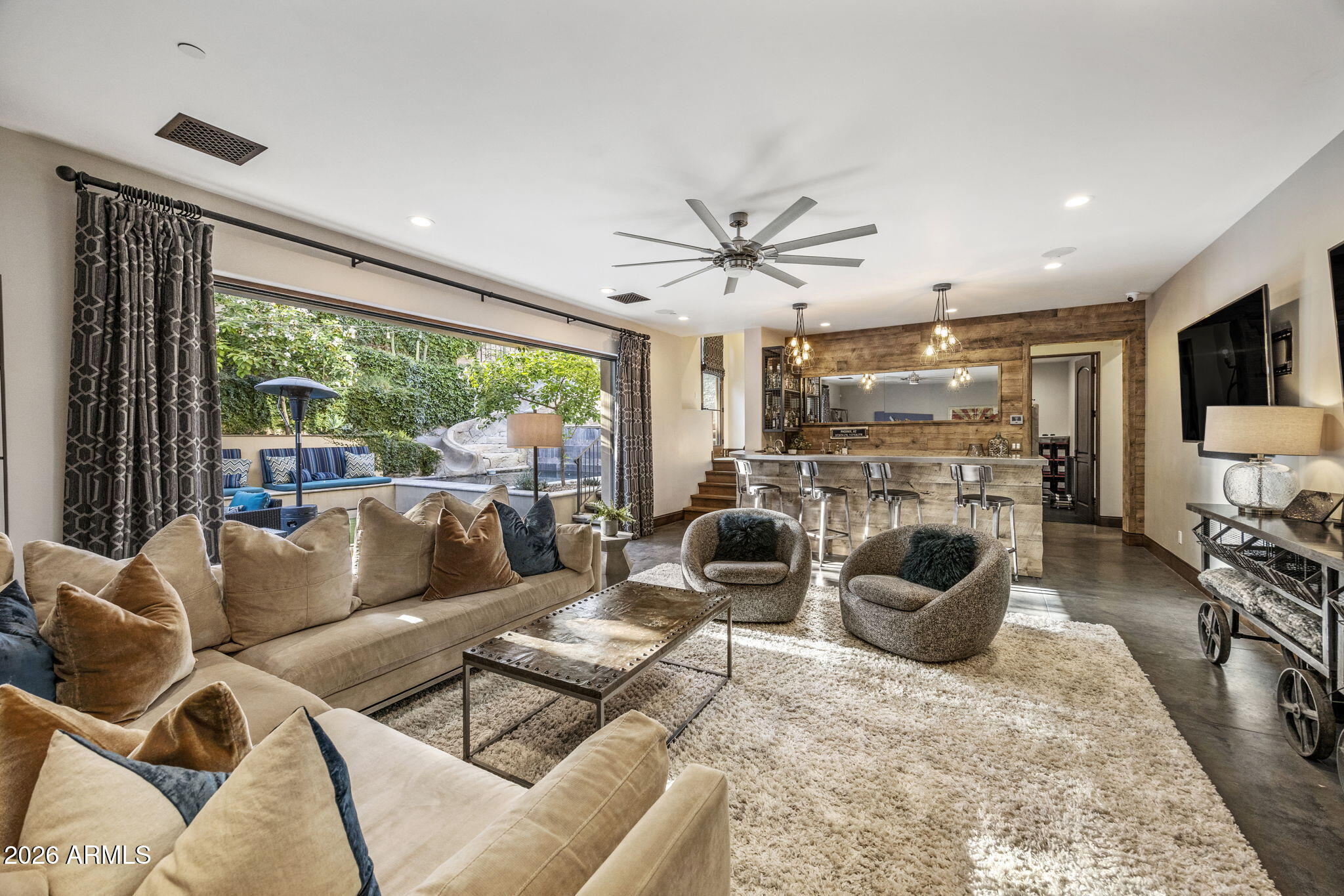 EVANS ADDITION TO ORANGEWOOD BLOCK 1 LOTS 12 - Residential