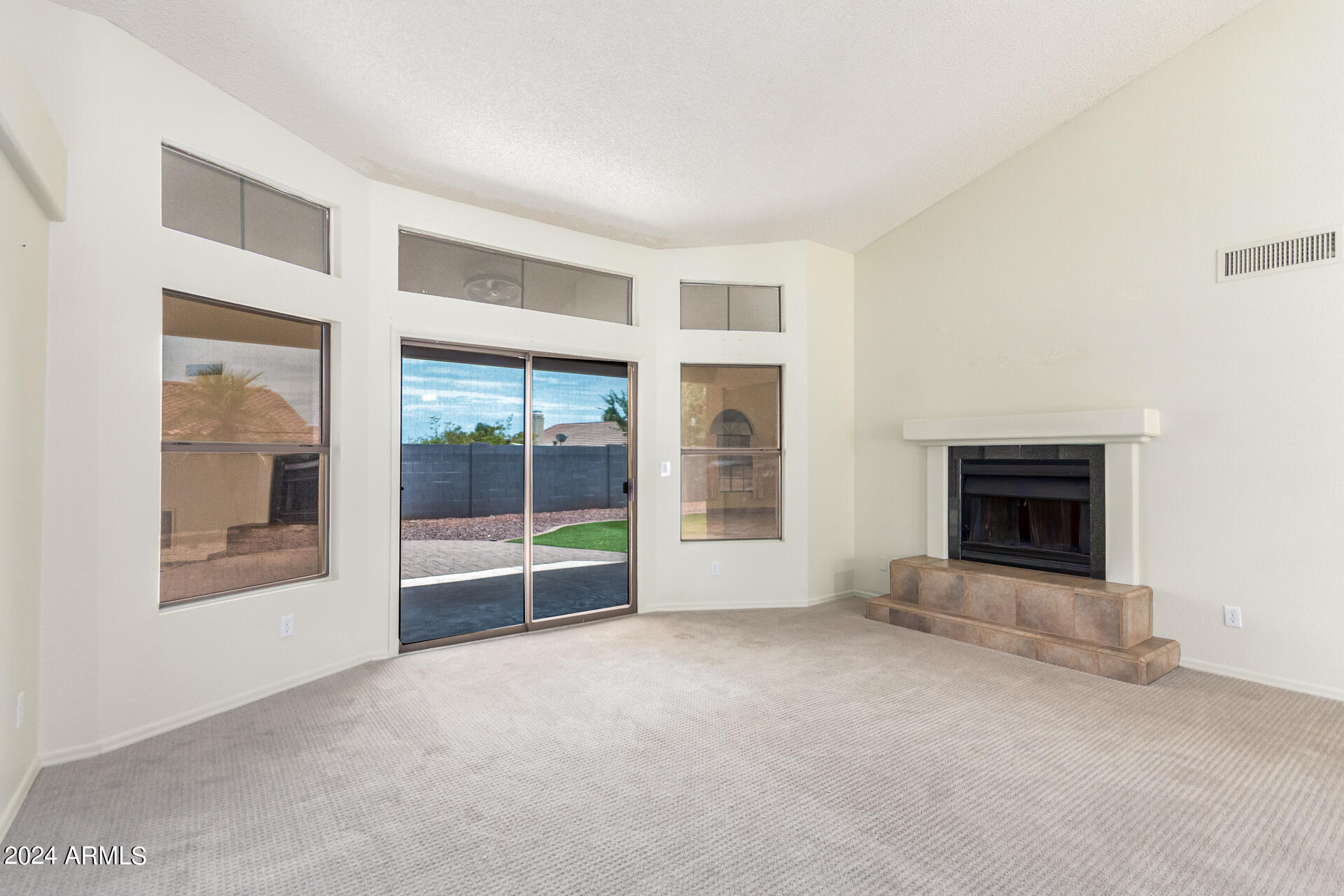 AHWATUKEE FS-16 - Residential