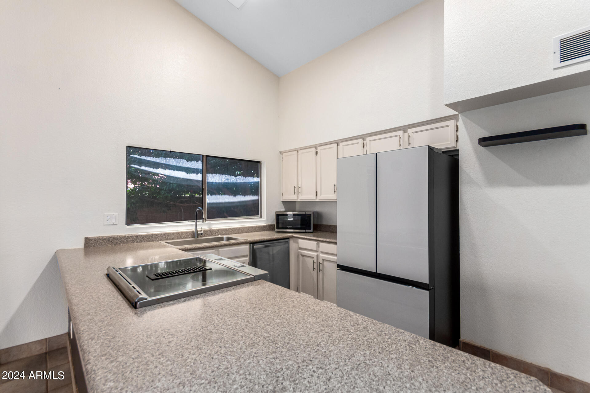 AHWATUKEE FS-16 - Residential