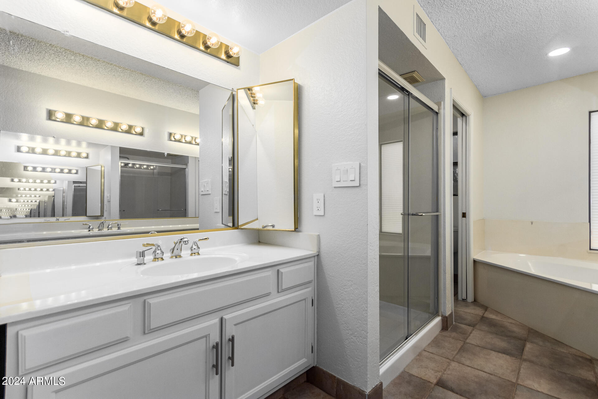 AHWATUKEE FS-16 - Residential