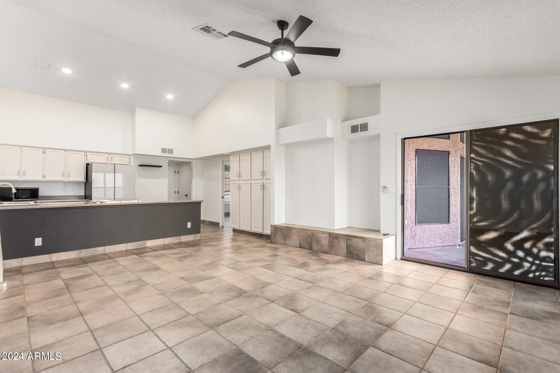 AHWATUKEE FS-16 - Residential
