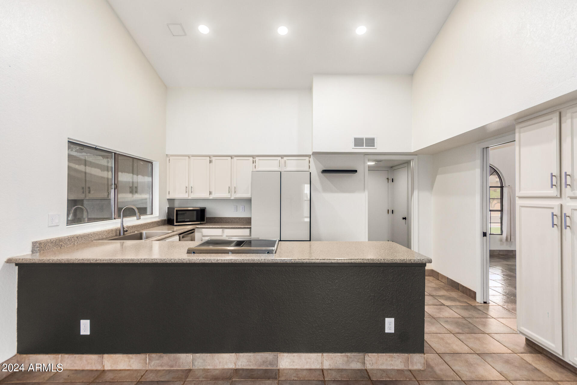 AHWATUKEE FS-16 - Residential