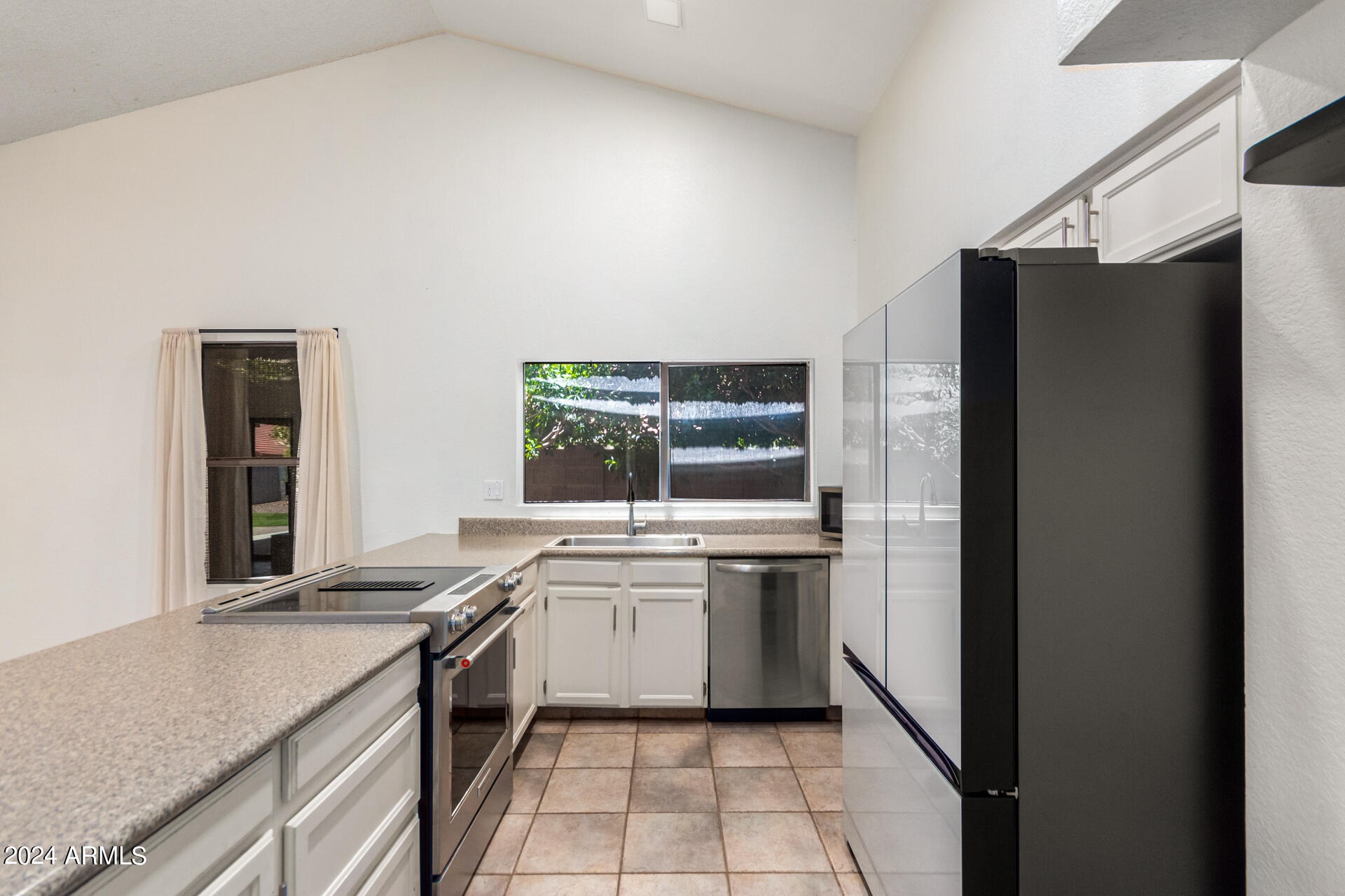 AHWATUKEE FS-16 - Residential