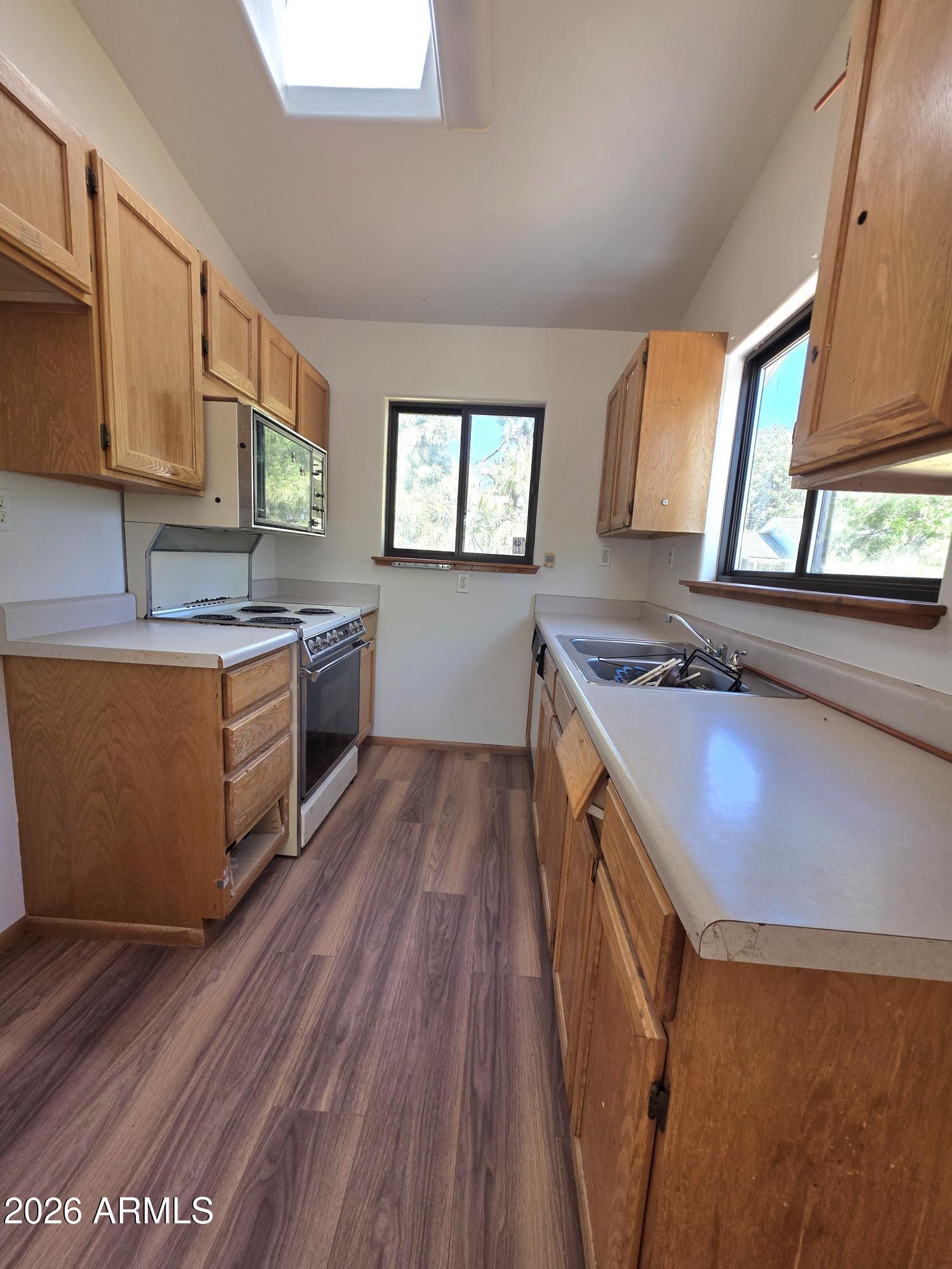 Unsubdivided Straw S of Fossil Creek - Residential