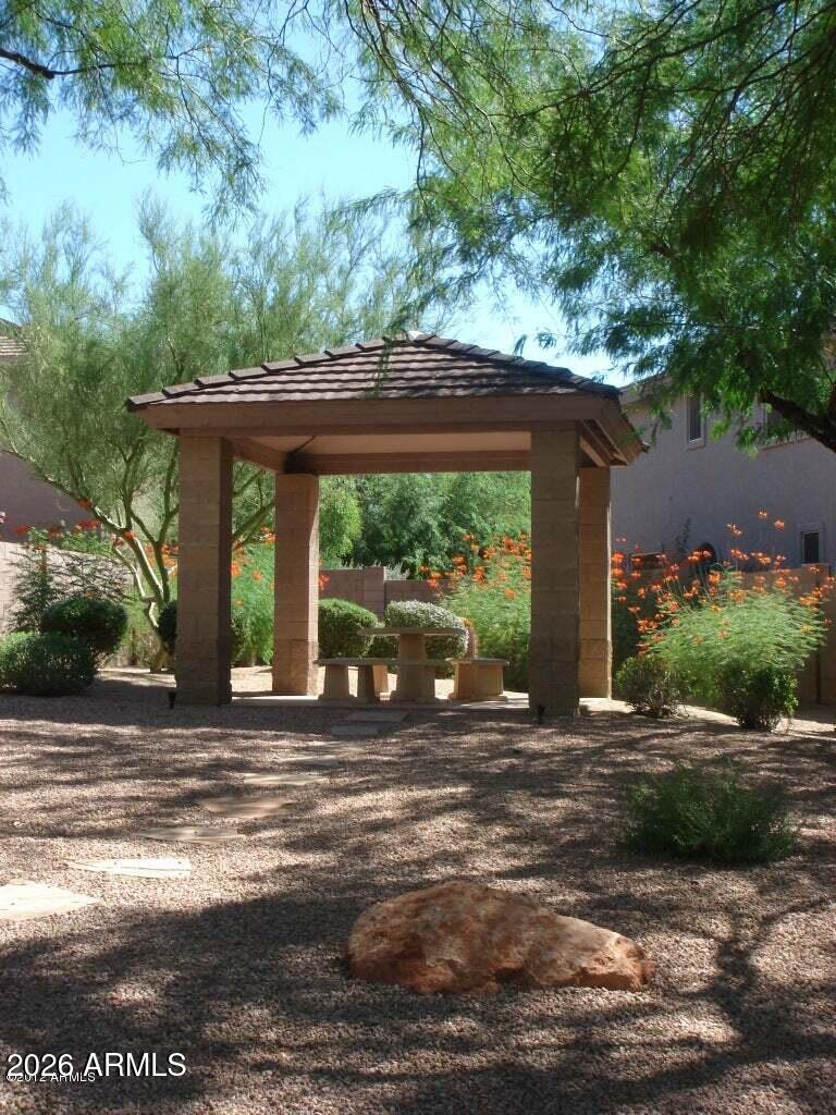 Gated community, with pool, spa and picnic tables. Beautiful 3 bedroom 2 1/2 bath Patio home in a perfect location next to elementry school and close to park.