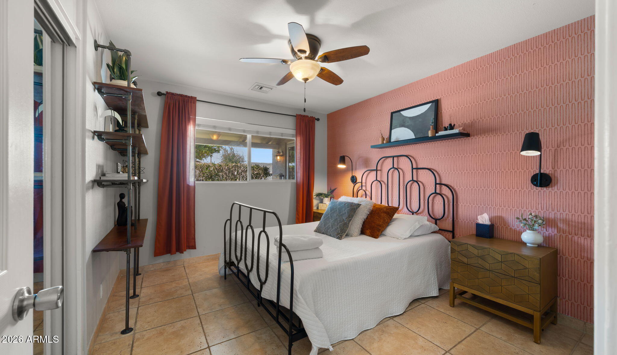 SCOTTSDALE ESTATES 7 LOTS 760-887, TR A - Residential