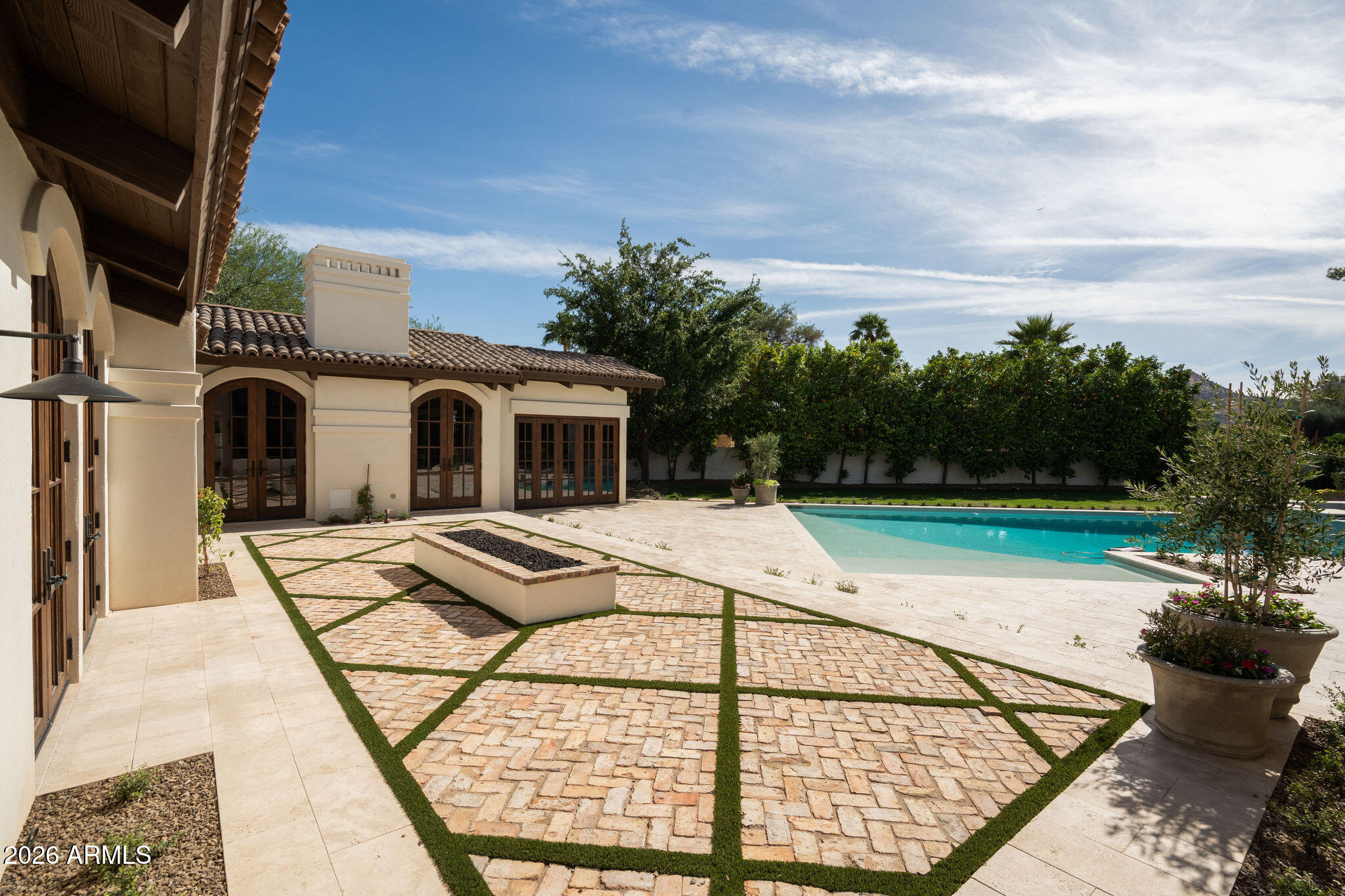 CAMELBACK COUNTRY CLUB ESTATES 3 - Residential