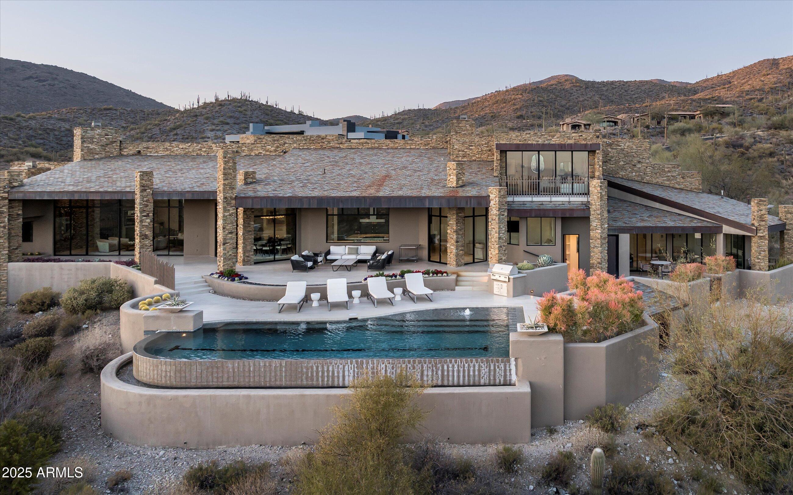 DESERT MOUNTAIN - Residential