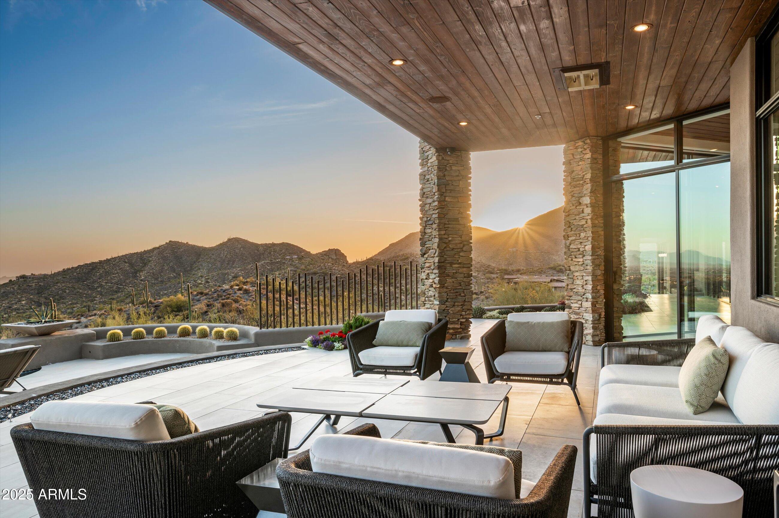 DESERT MOUNTAIN - Residential