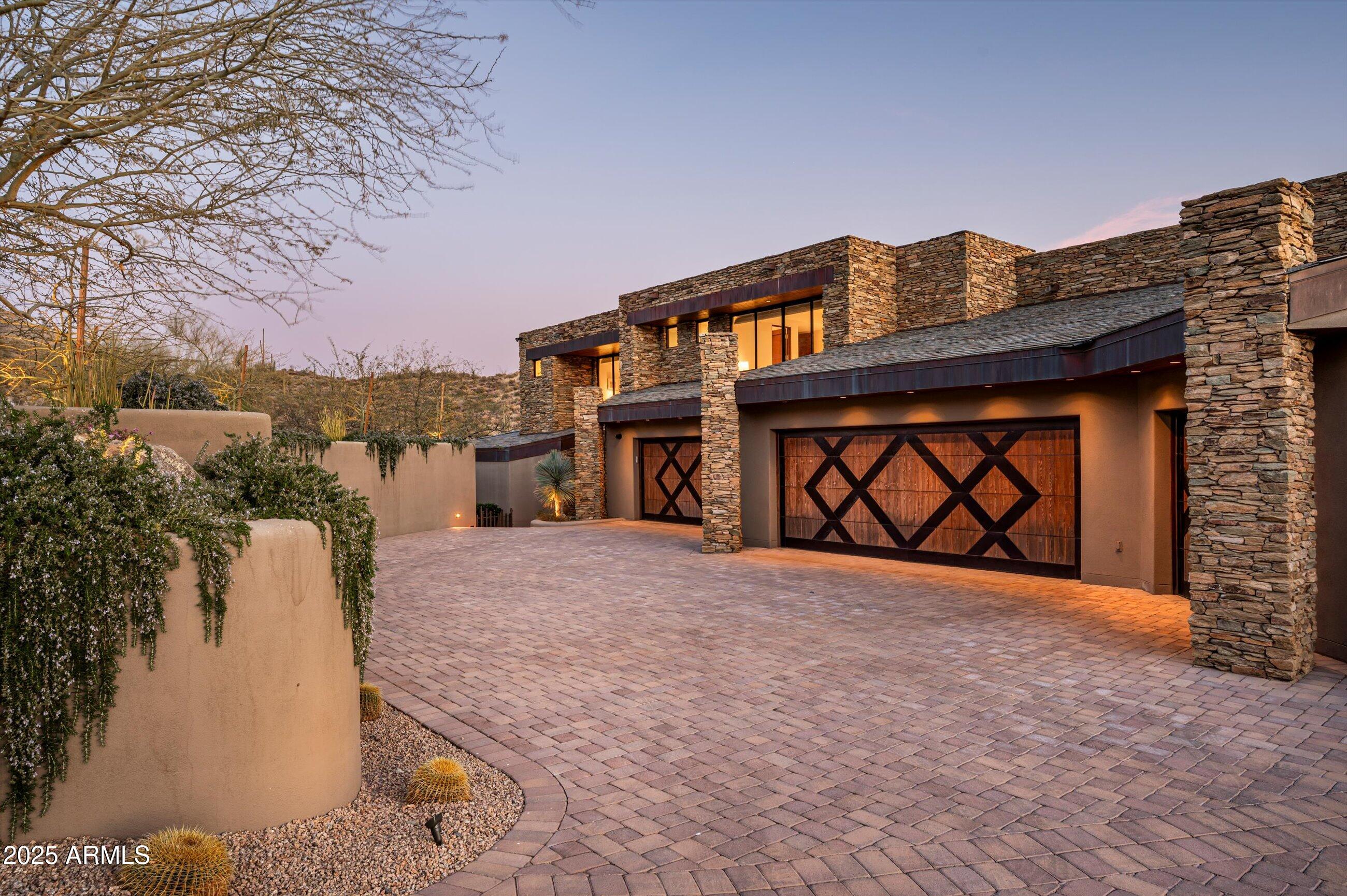 DESERT MOUNTAIN - Residential