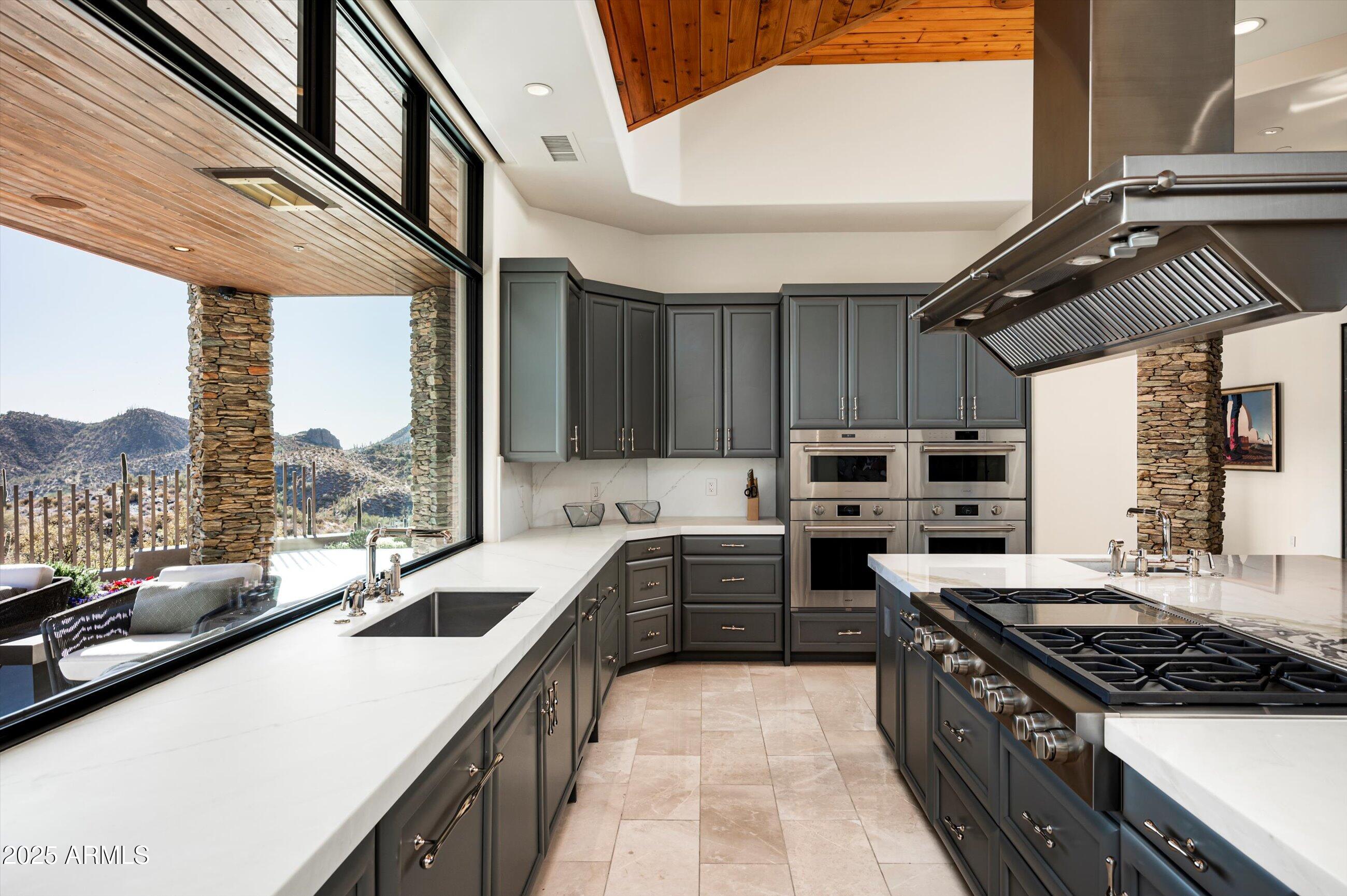 DESERT MOUNTAIN - Residential