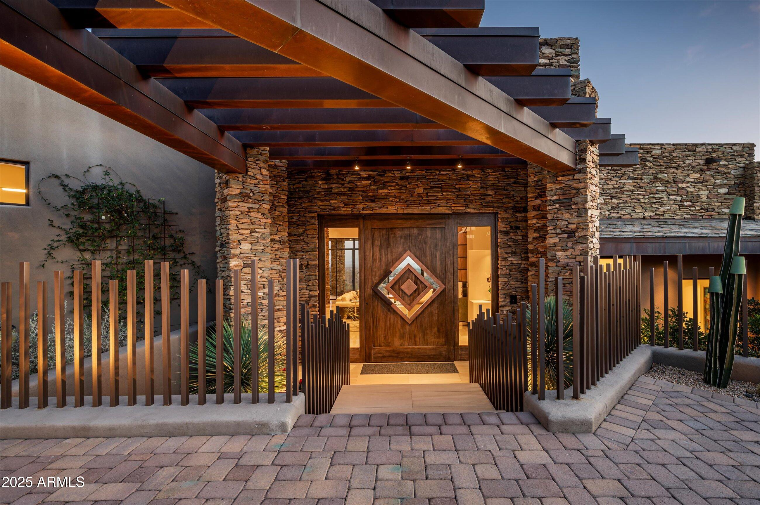 DESERT MOUNTAIN - Residential