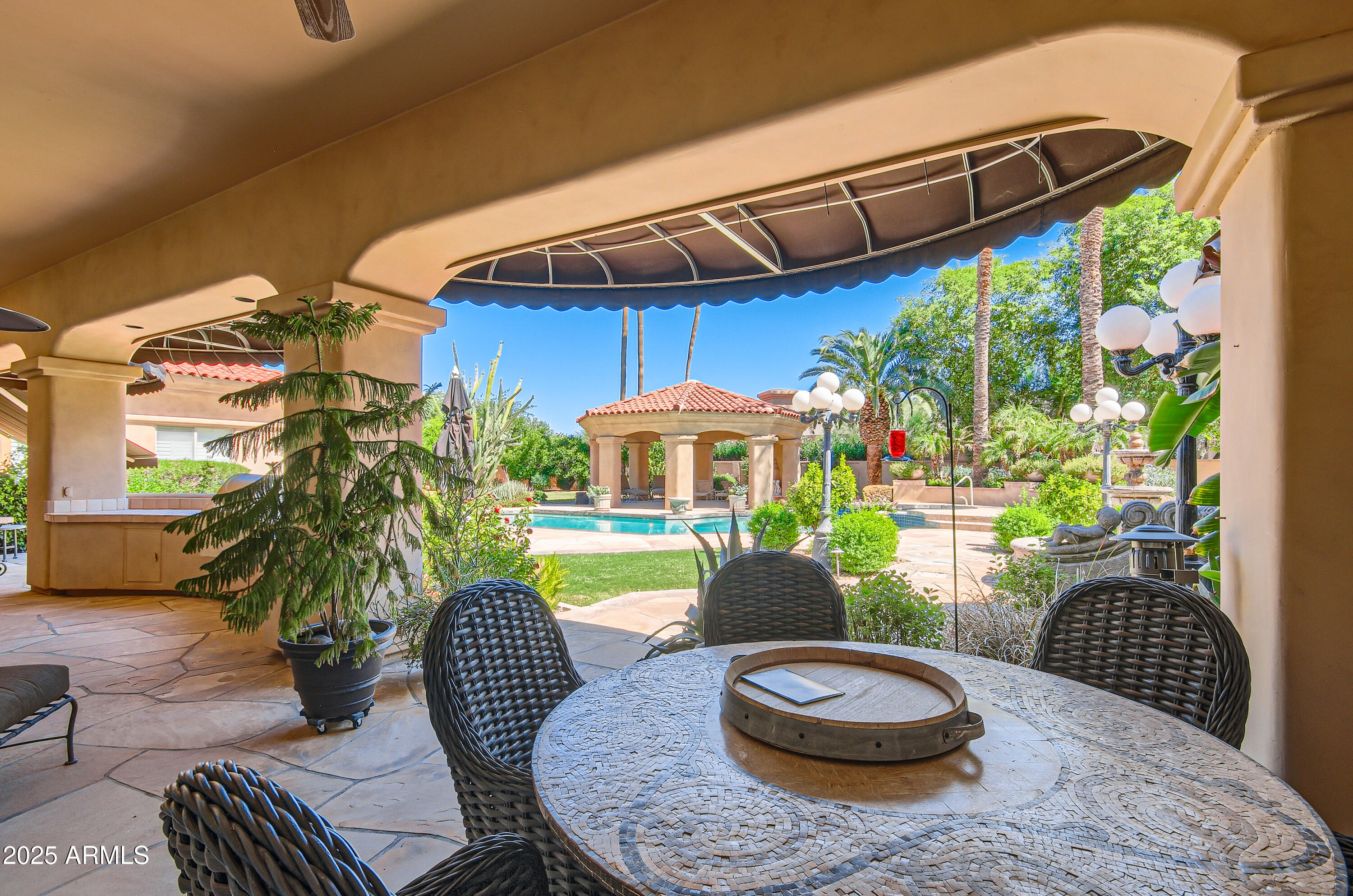 CAMELBACK COUNTRY ESTATES - Residential
