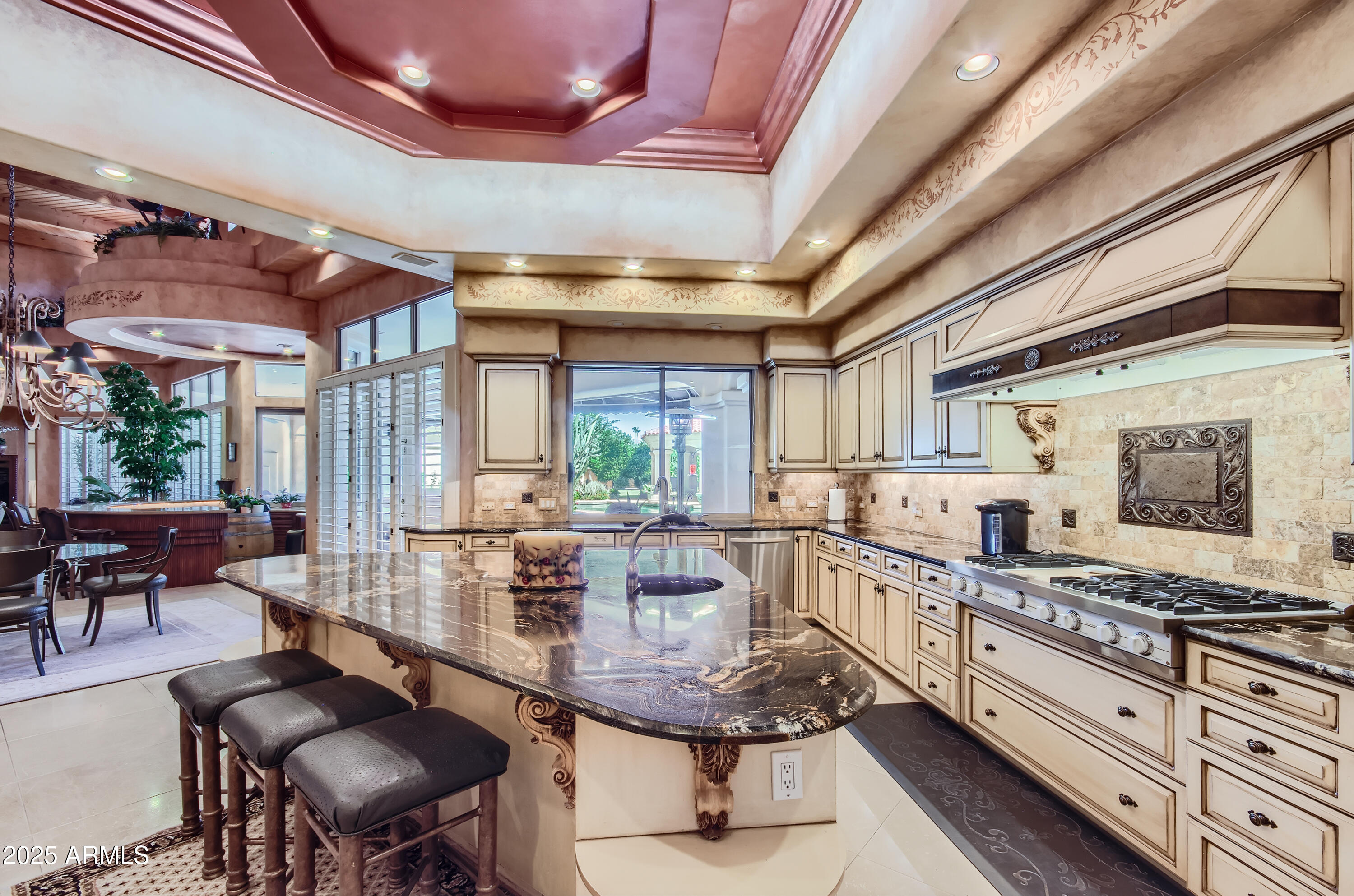 CAMELBACK COUNTRY ESTATES - Residential