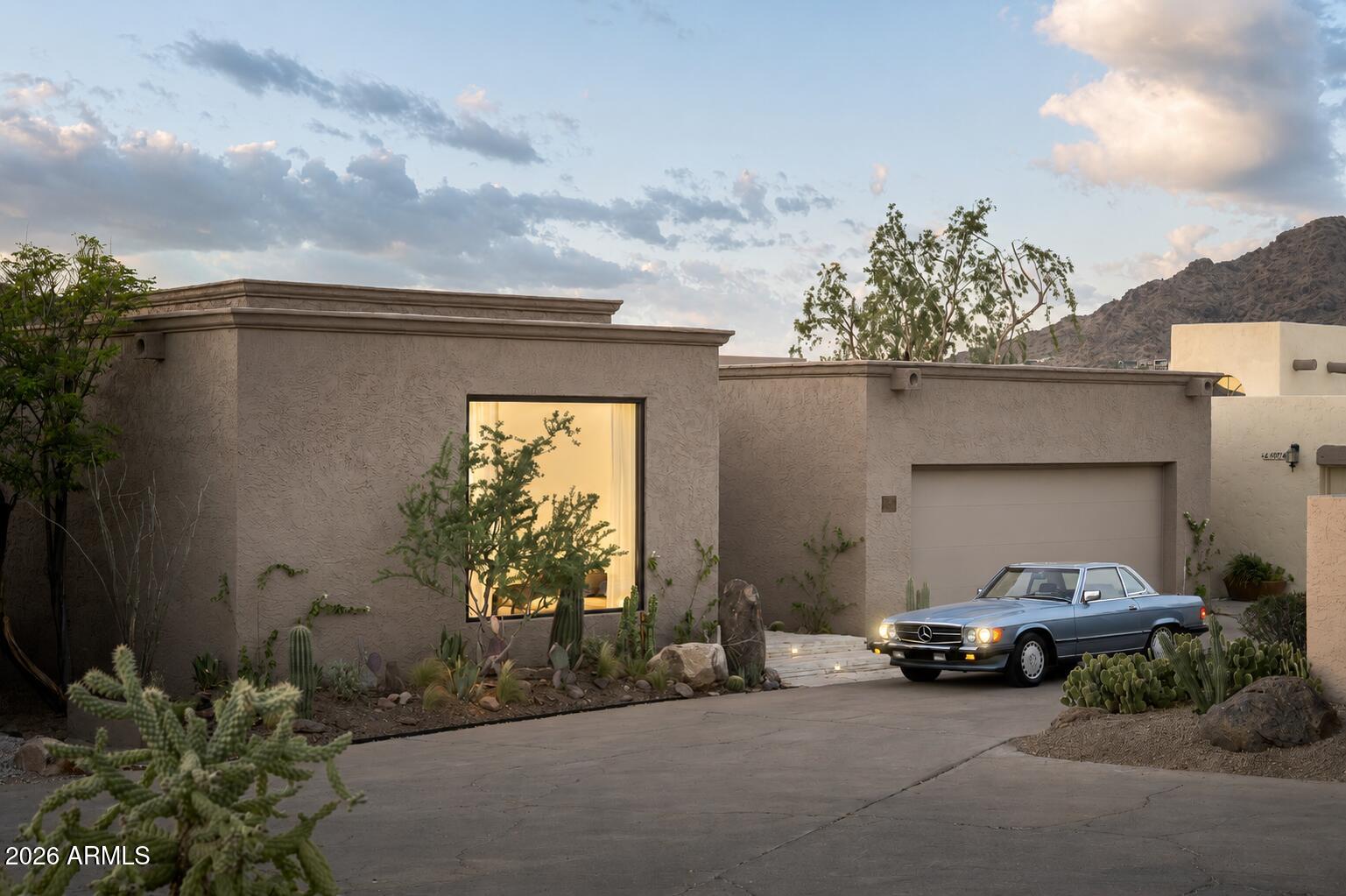 ECHO CANYON - Residential