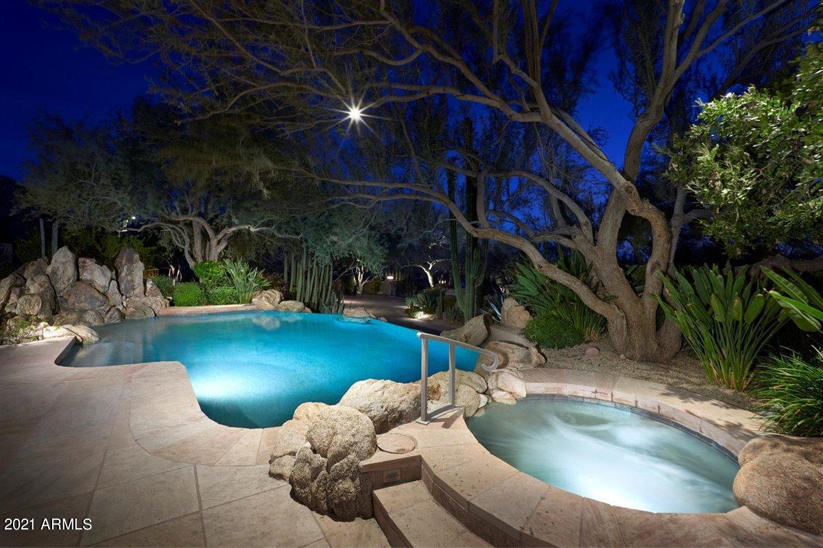 DESERT HIGHLANDS - Residential