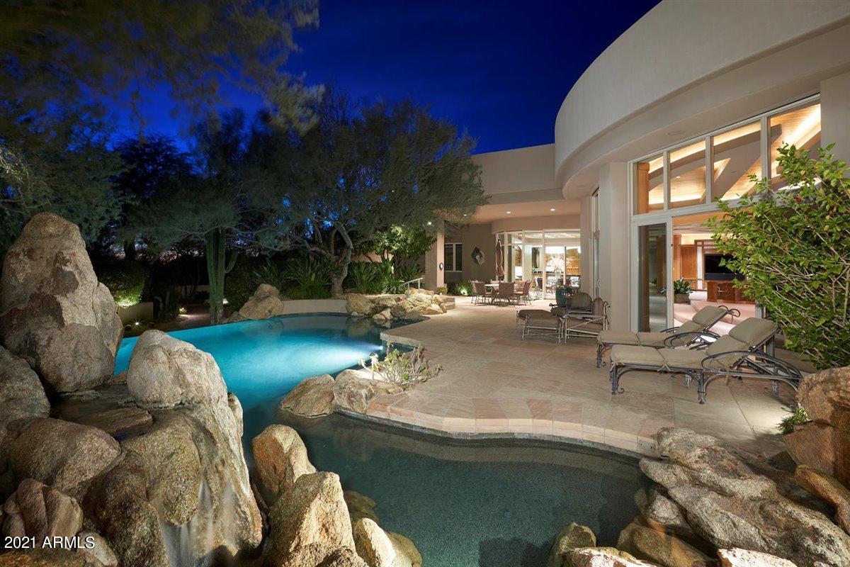 DESERT HIGHLANDS - Residential
