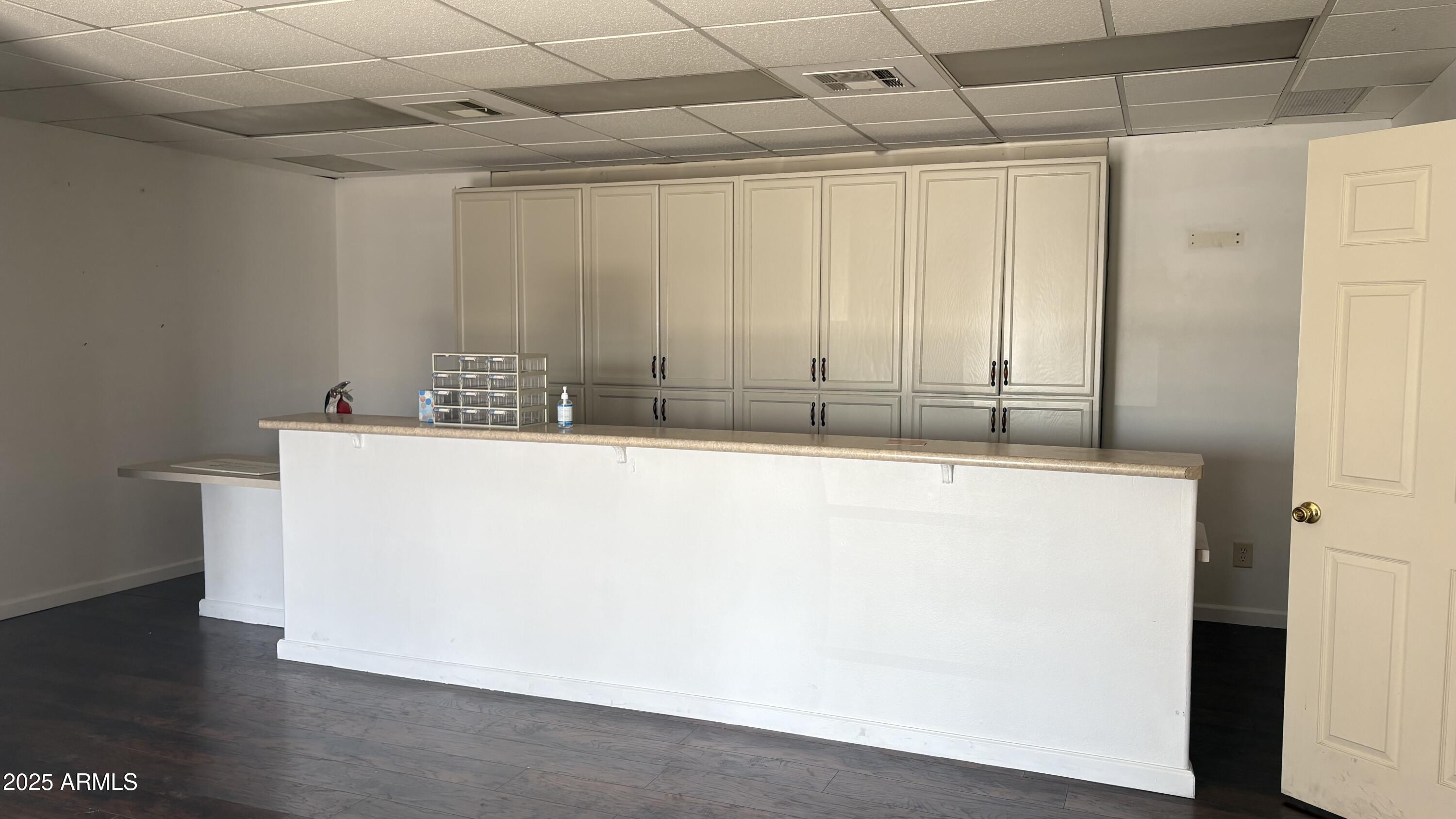 MARYVALE TERRACE 29 LOTS 212-352 & TR A - Commercial Lease