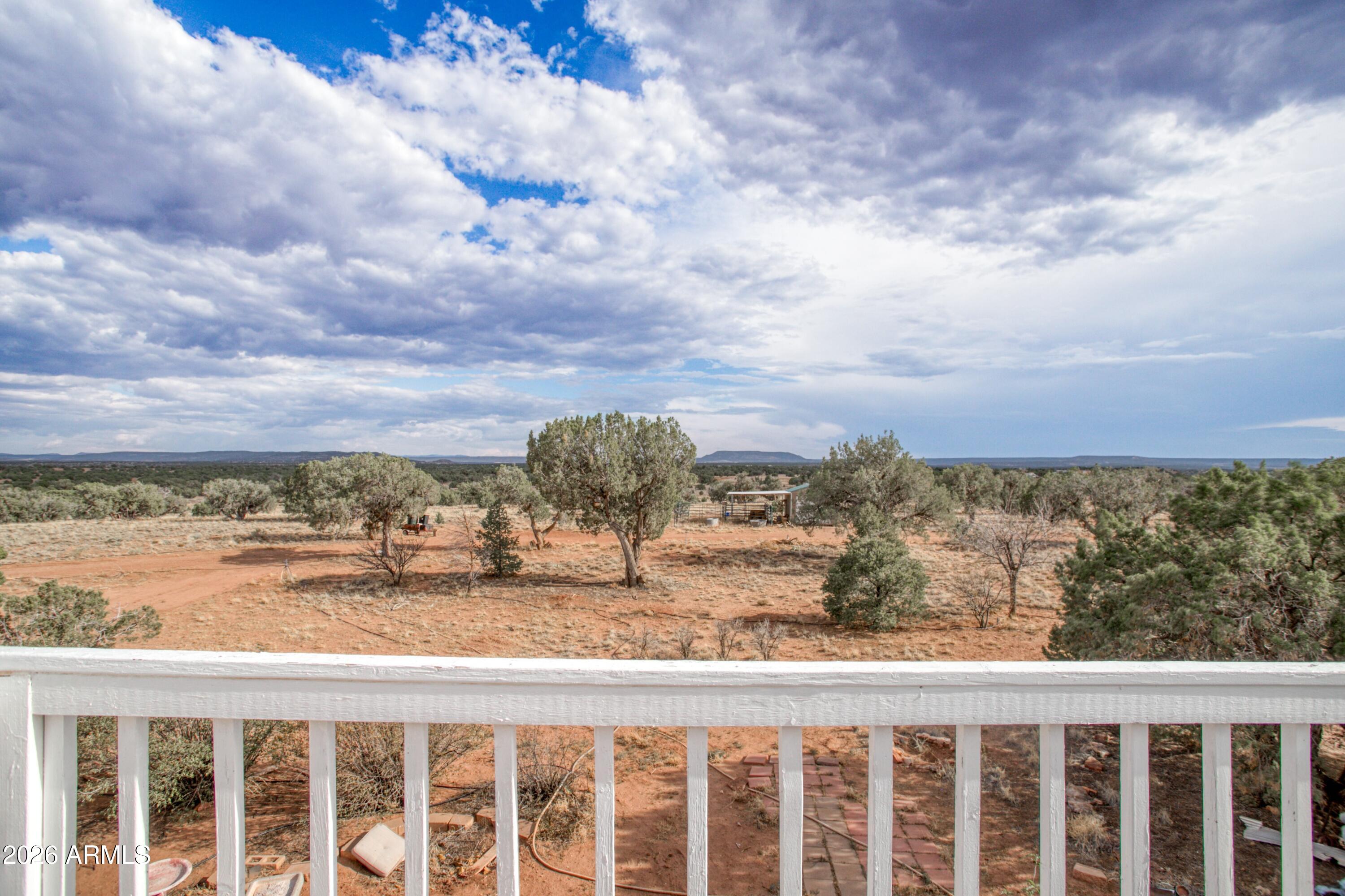 RANCH OF THE WHITE MOUNTAINS UNIT 17 - Residential