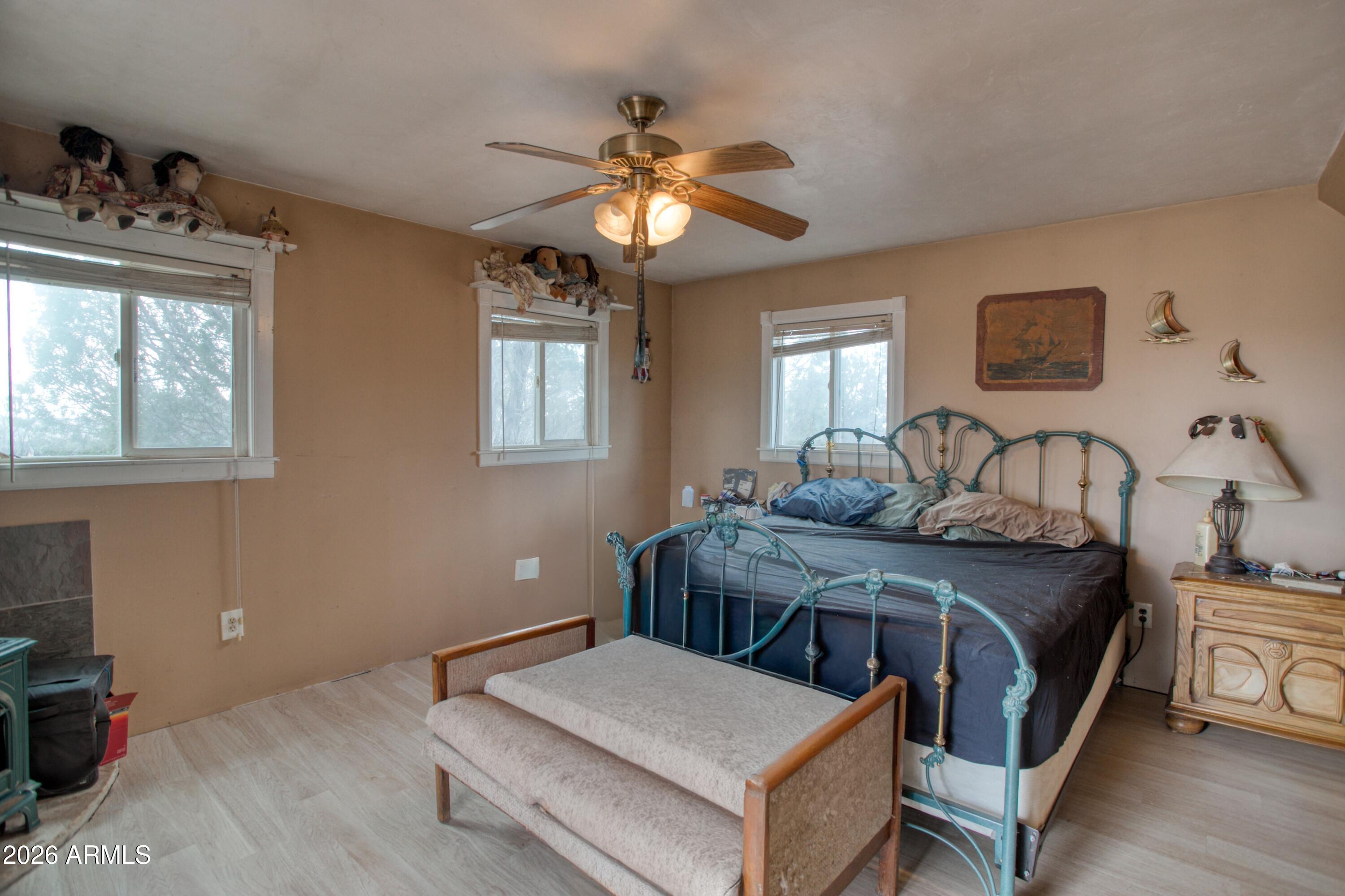 RANCH OF THE WHITE MOUNTAINS UNIT 17 - Residential