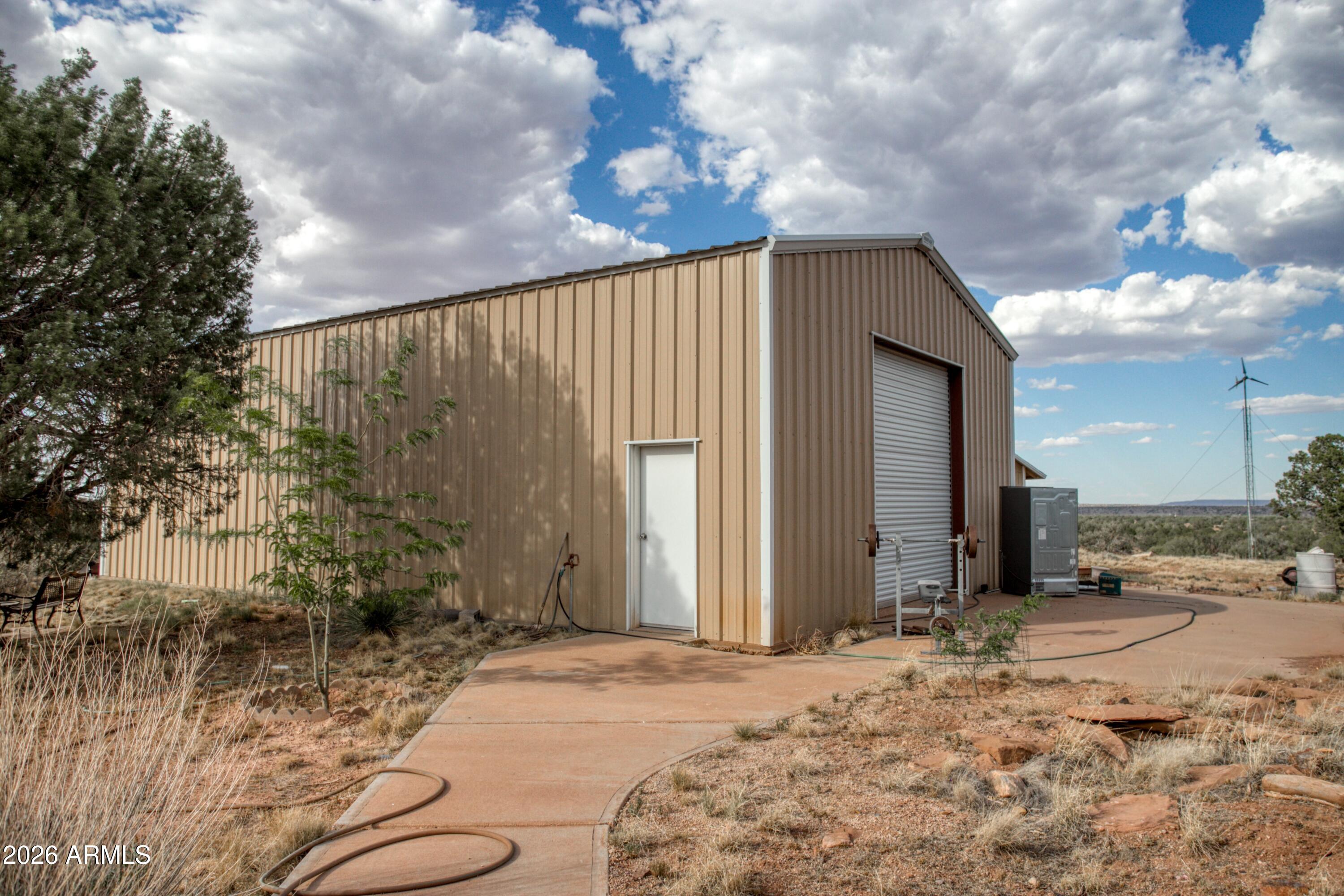 RANCH OF THE WHITE MOUNTAINS UNIT 17 - Residential