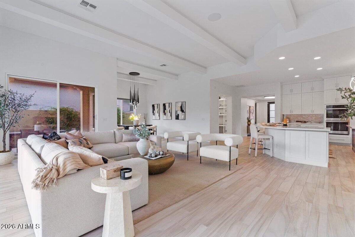 ASTORIA - Residential